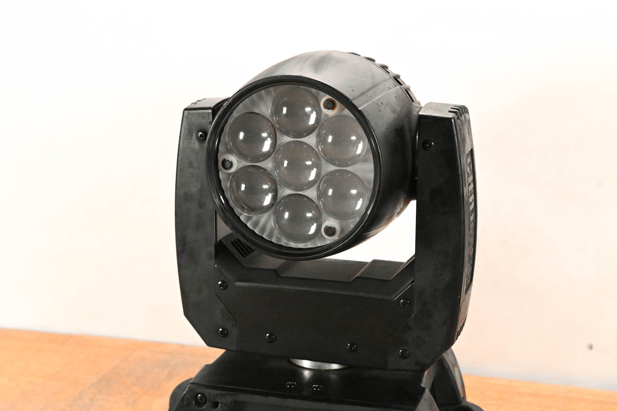 Chauvet Rogue R1 Wash LED Moving Head Light