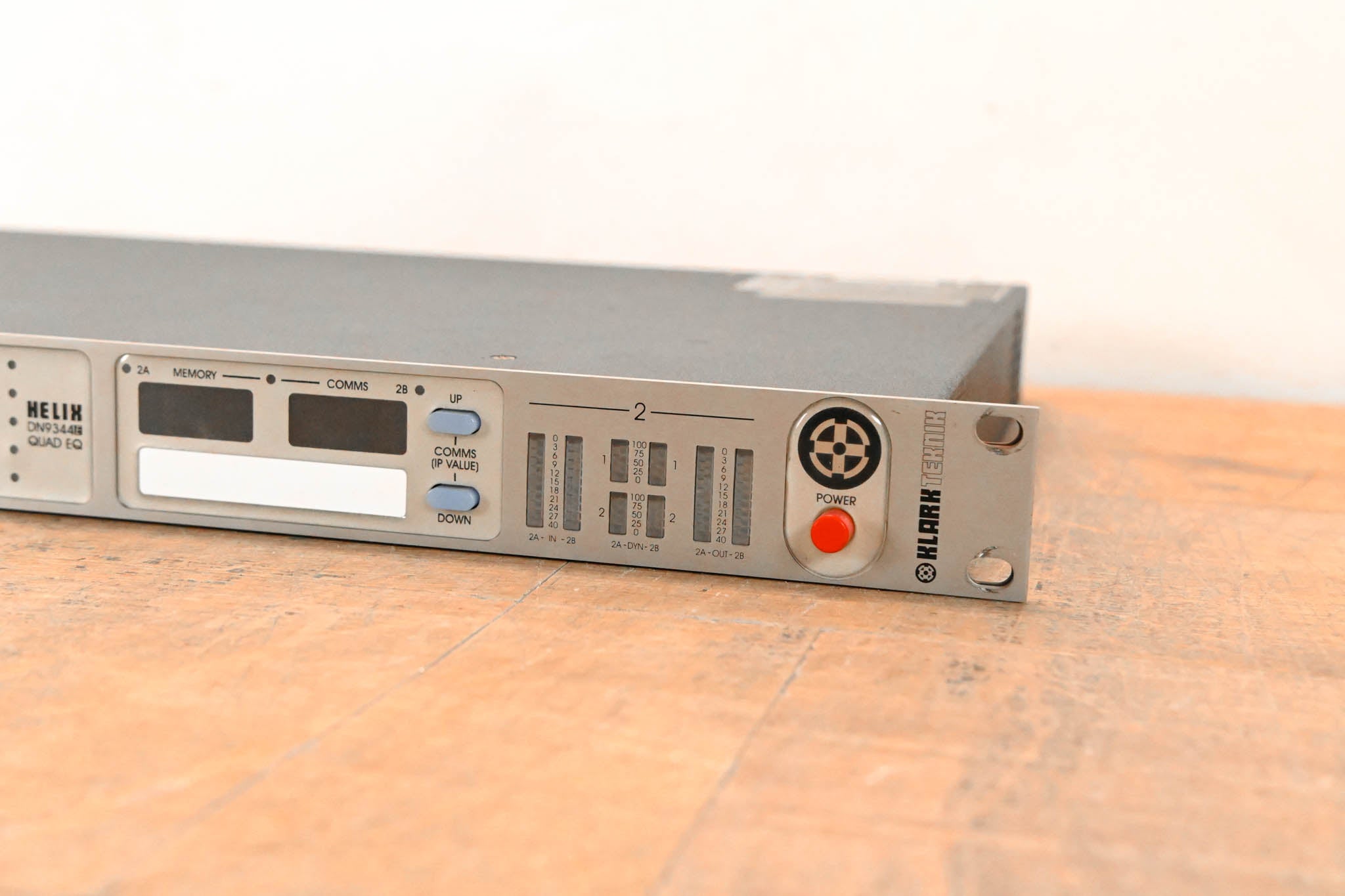 Klark Teknik DN9344E Helix Series Digital Equalizer