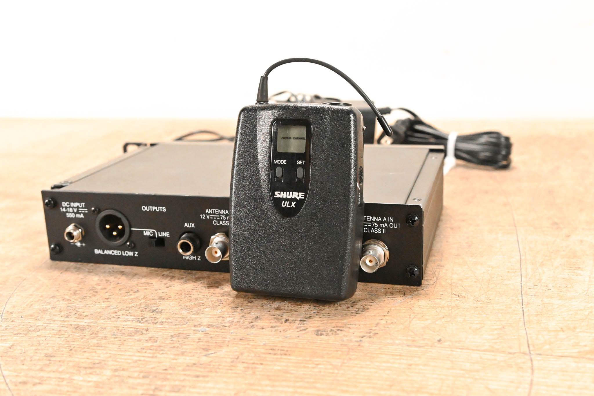 Shure ULXP14 Bodypack Wireless System - J1 Band: 554-590 MHz