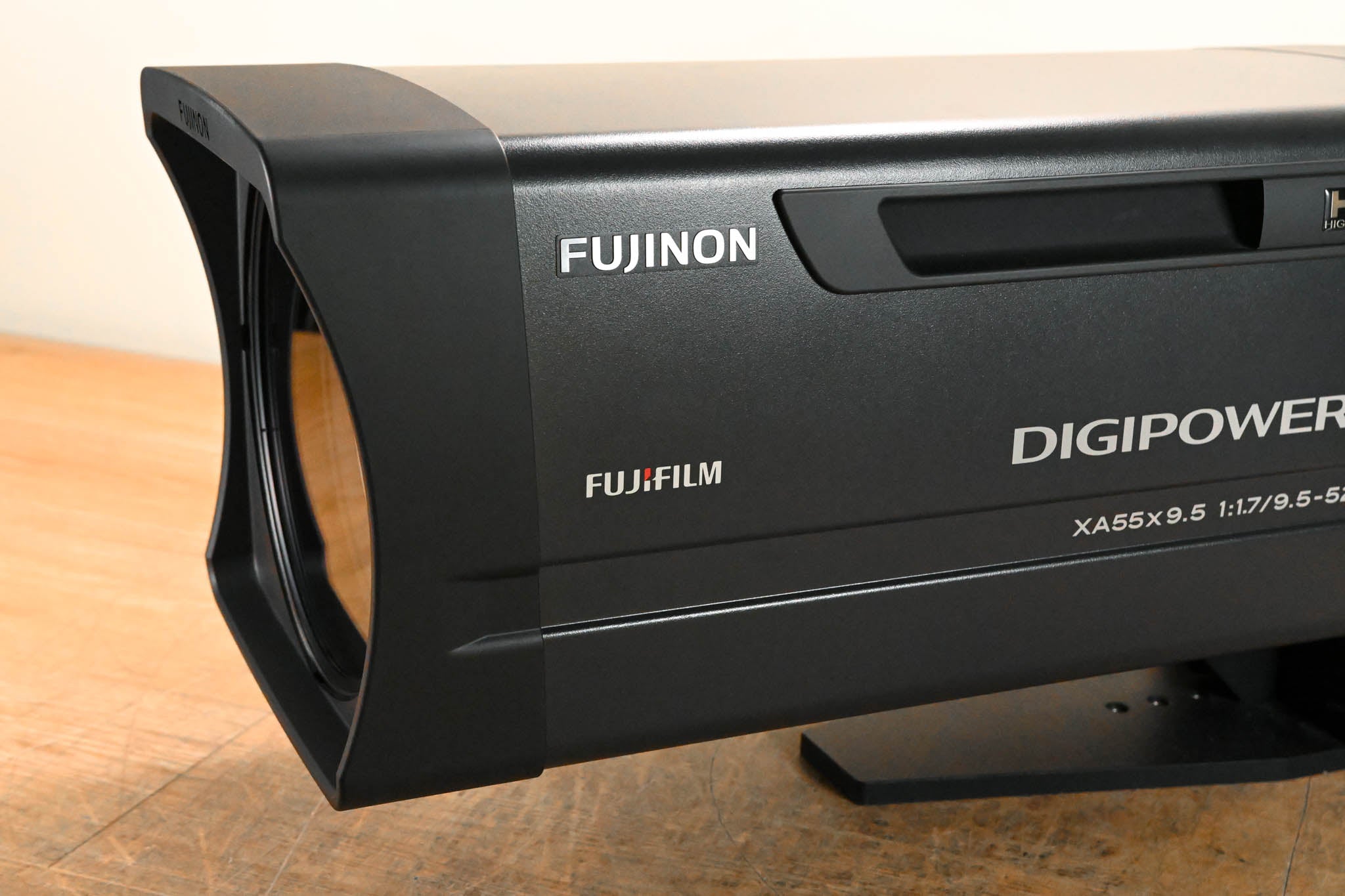 Fujinon XA55x9.5 BESM-S5L Digipower 55 2/3" EFP Box Lens 1:1.7/9.5-525mm