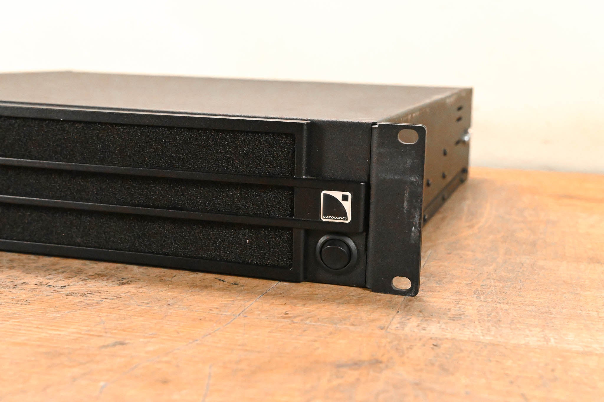 L-Acoustics LA8 US Four-Channel Amplified Controller