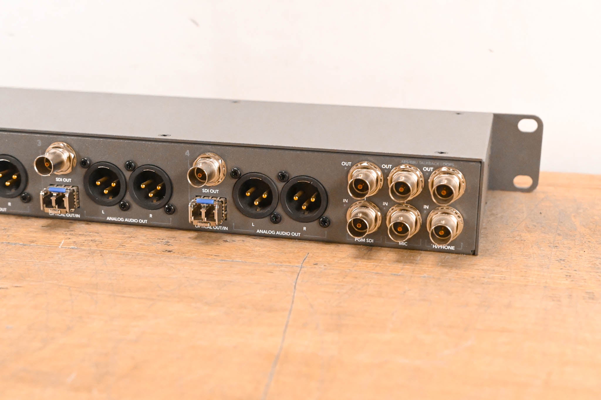 Blackmagic Design ATEM Studio Converter 2