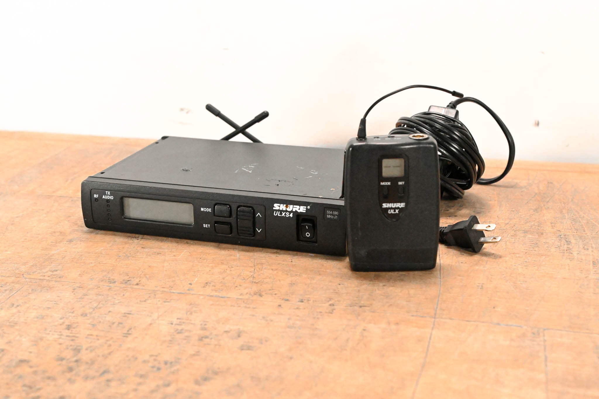 Shure ULXS14 Bodypack Wireless System - J1 Band: 554-590 MHz