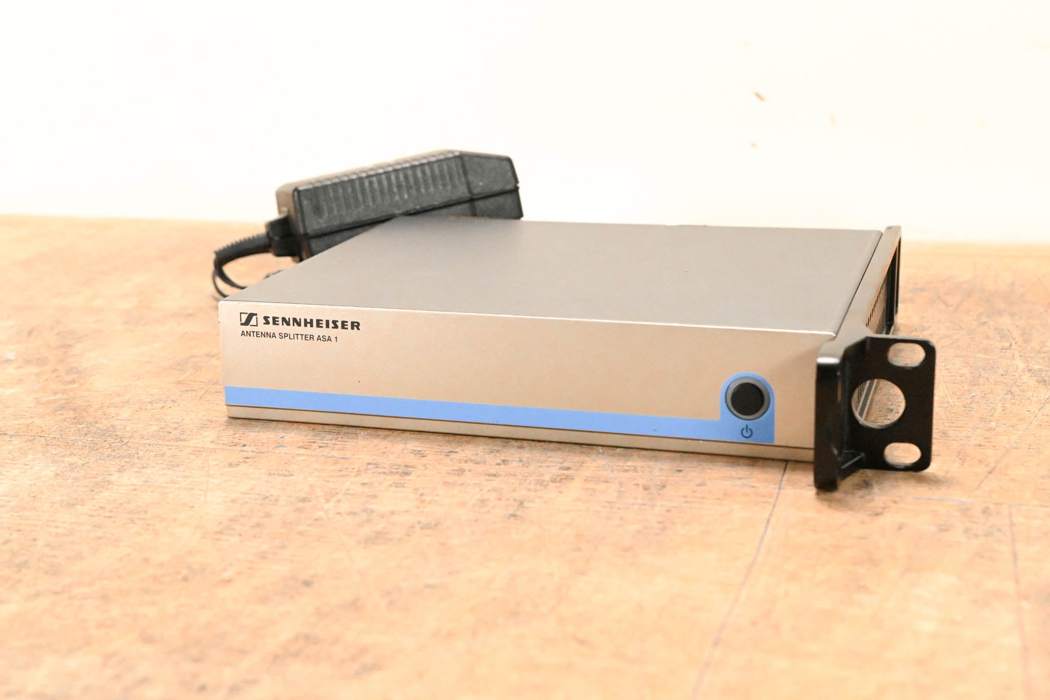 Sennheiser ASA 1 Active Antenna Splitter - 500-870 MHz
