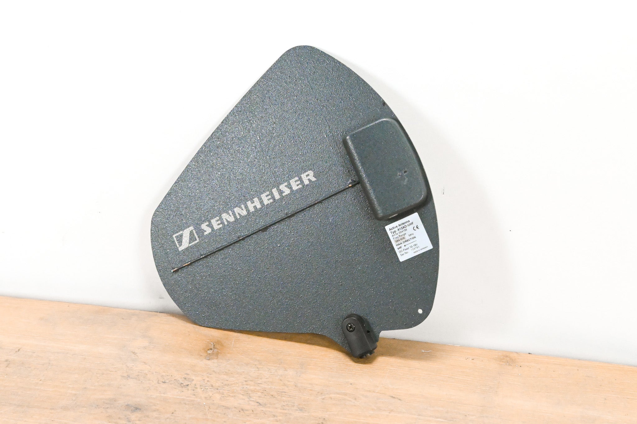 Sennheiser A12AD-UHF Active Antenna 584-608 MHz