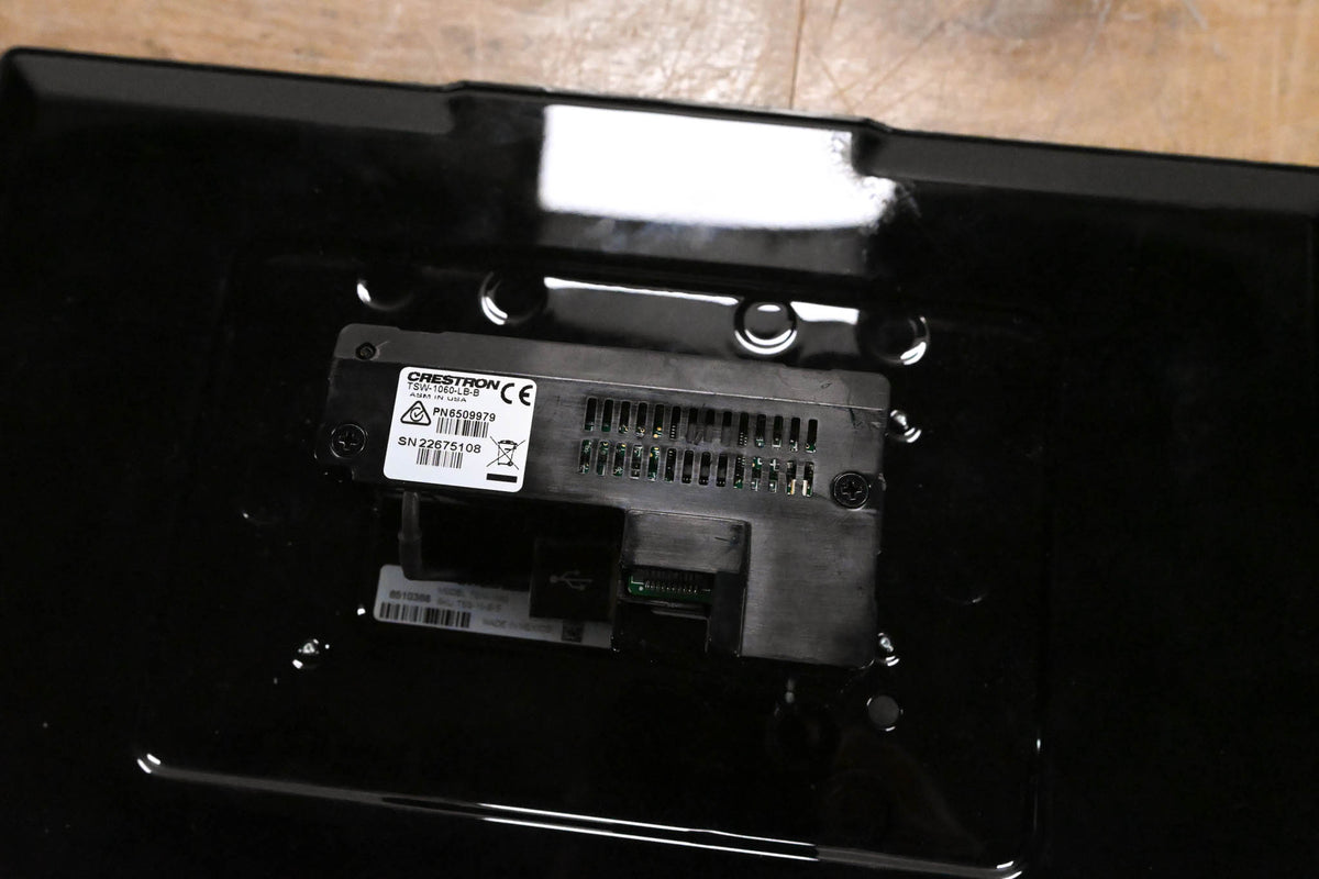 Crestron TSW-1060-B-S 10.1" Touch Screen, Black Smooth w/ Light Bar