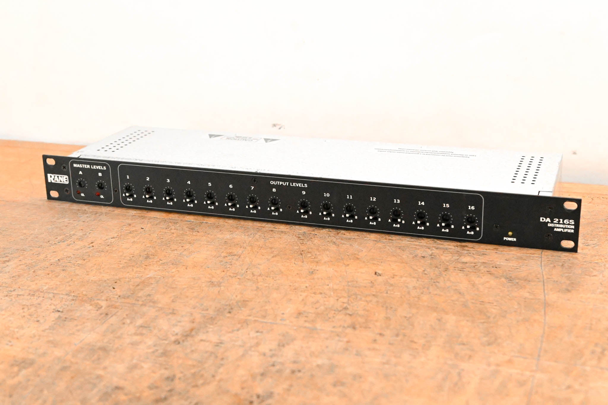 Rane DA216S 2-Input, 16-Output Distribution Line Amplifier