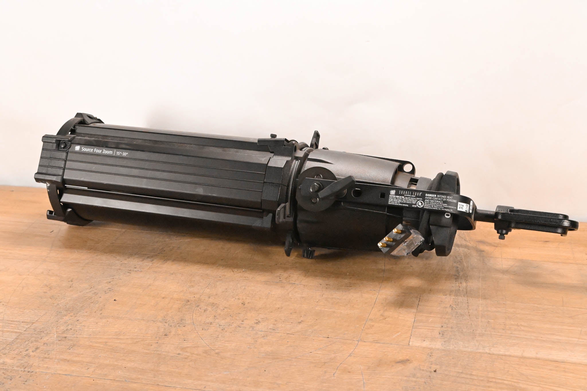 ETC Source Four Zoom 15-30 Degree 750 Ellipsoidal Light