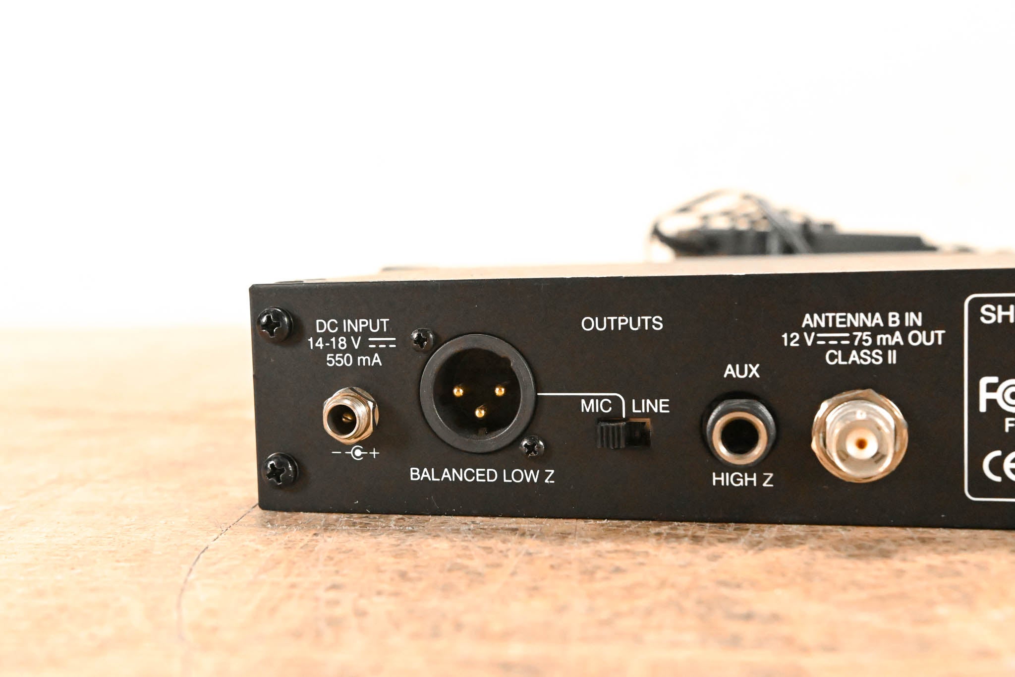 Shure ULXP14 Bodypack Wireless System - J1 Band: 554-590 MHz