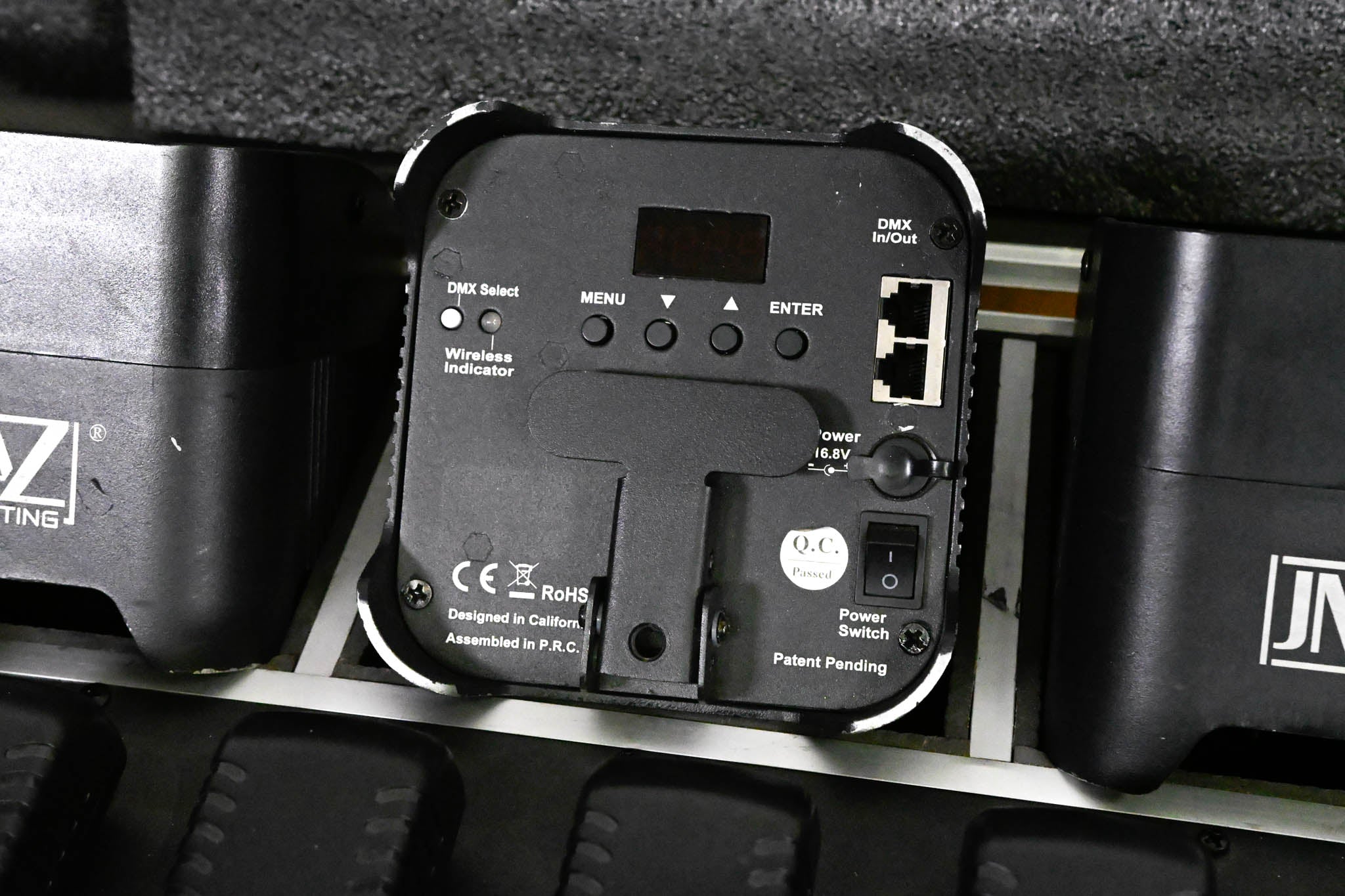 JMAZ Lighting MAD PAR HEX 4S Battery LED Uplight Kit w/ Charging Case