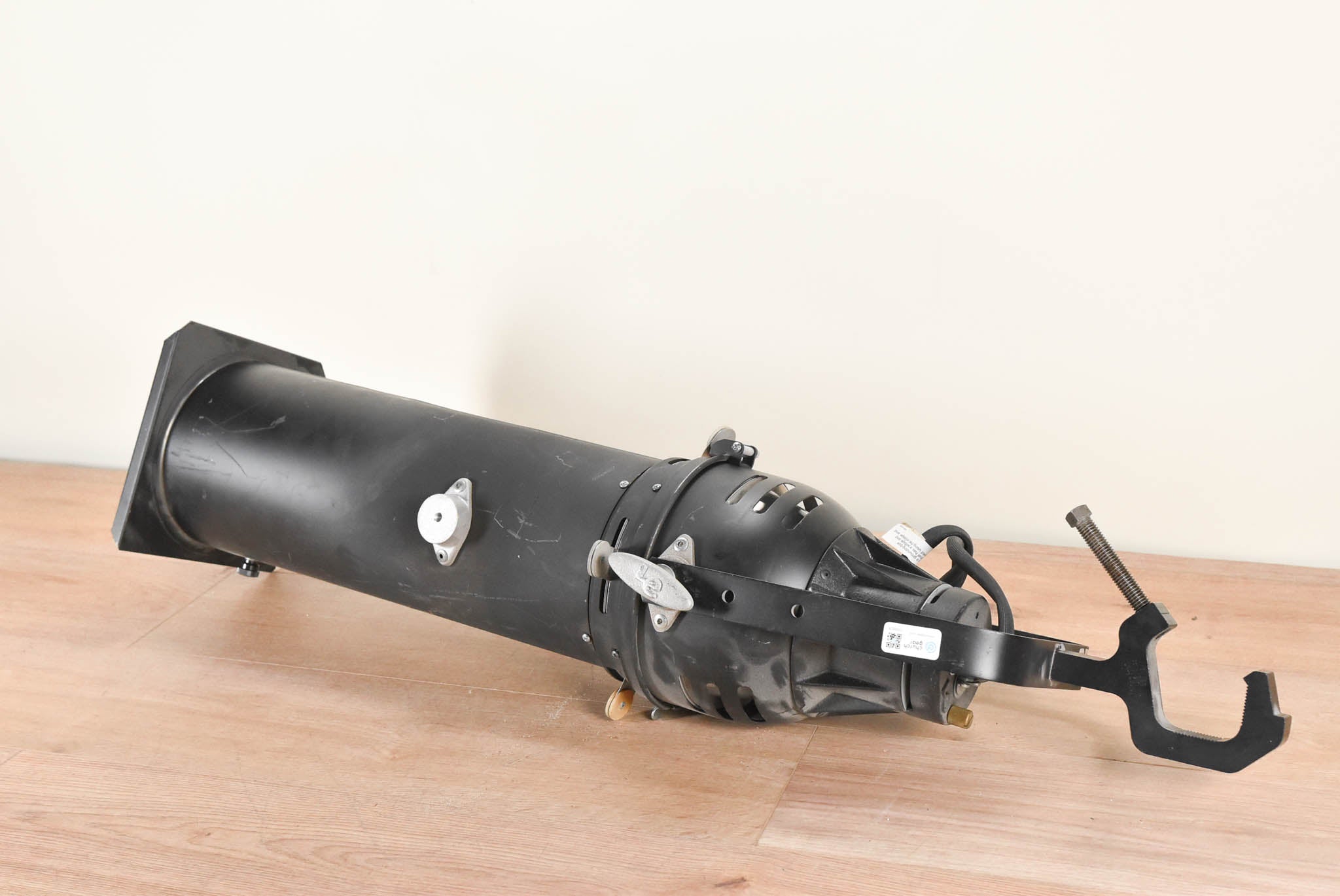 L&E AQ61 Ellipsoidal Light (Unknown Lens Degree)