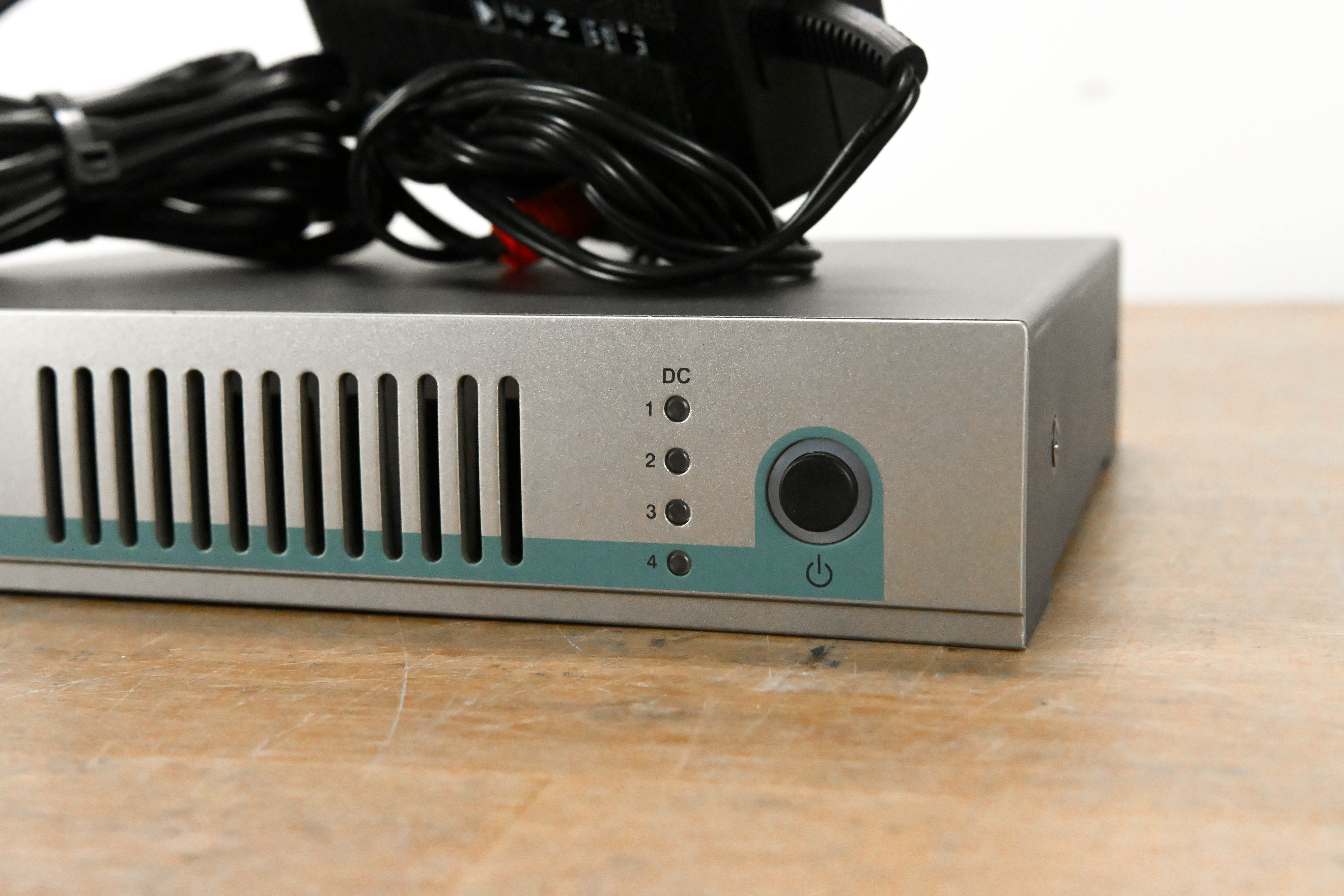 Sennheiser AC3 Antenna Combiner - 500-870 MHz