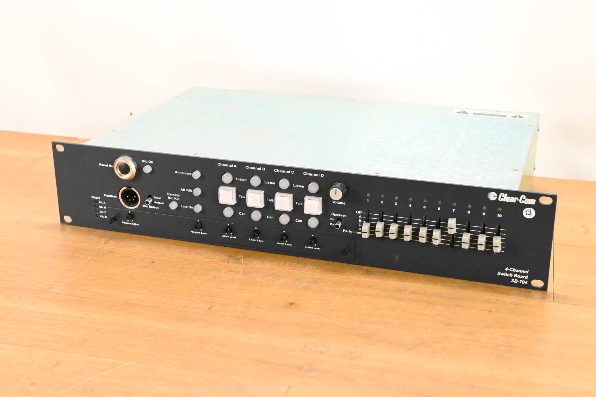 Clear-Com SB-704 2RU 4-Channel Switchboard Main Station