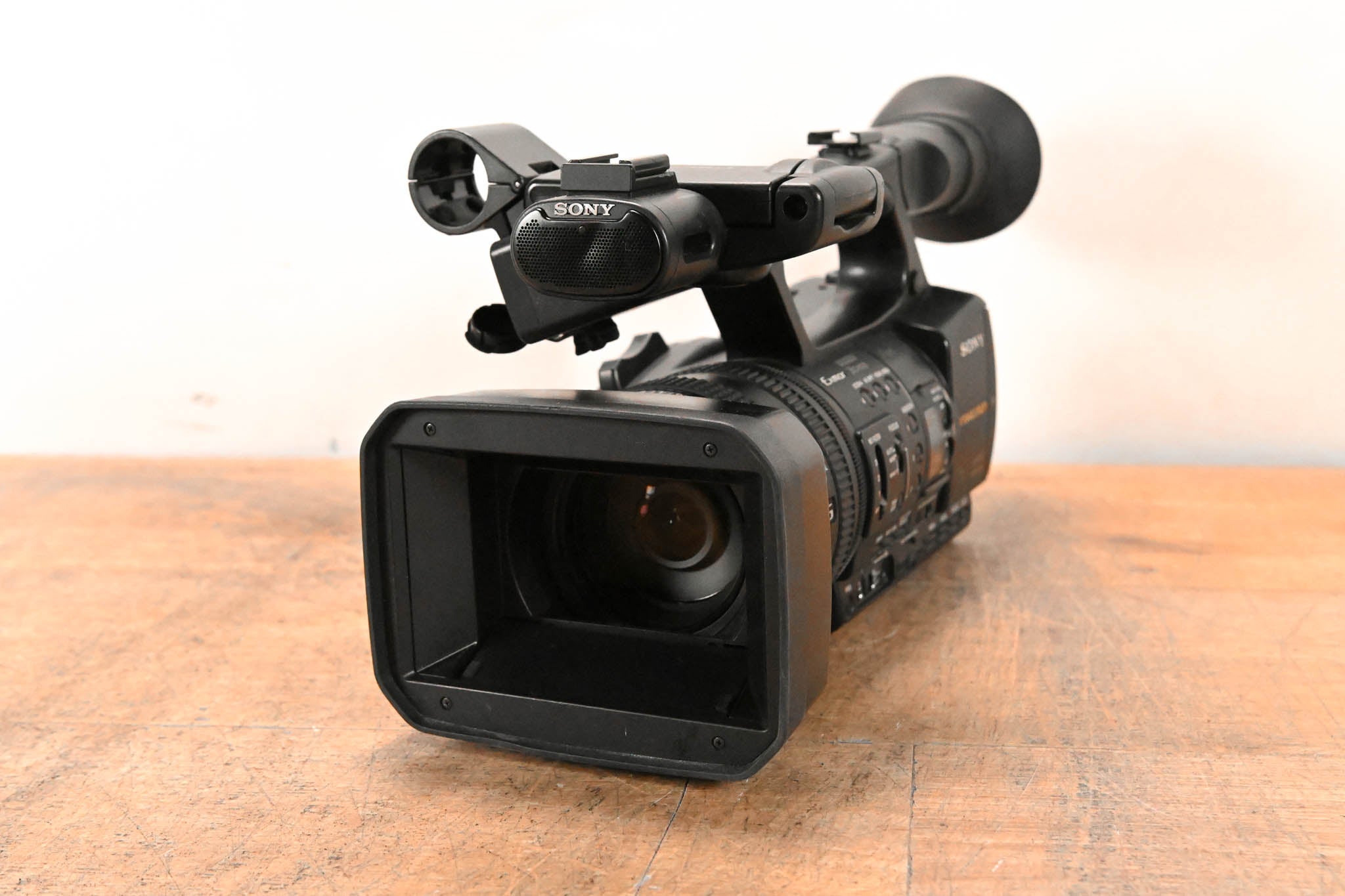 Sony HXR-NX5U NXCAM Professional Camcorder