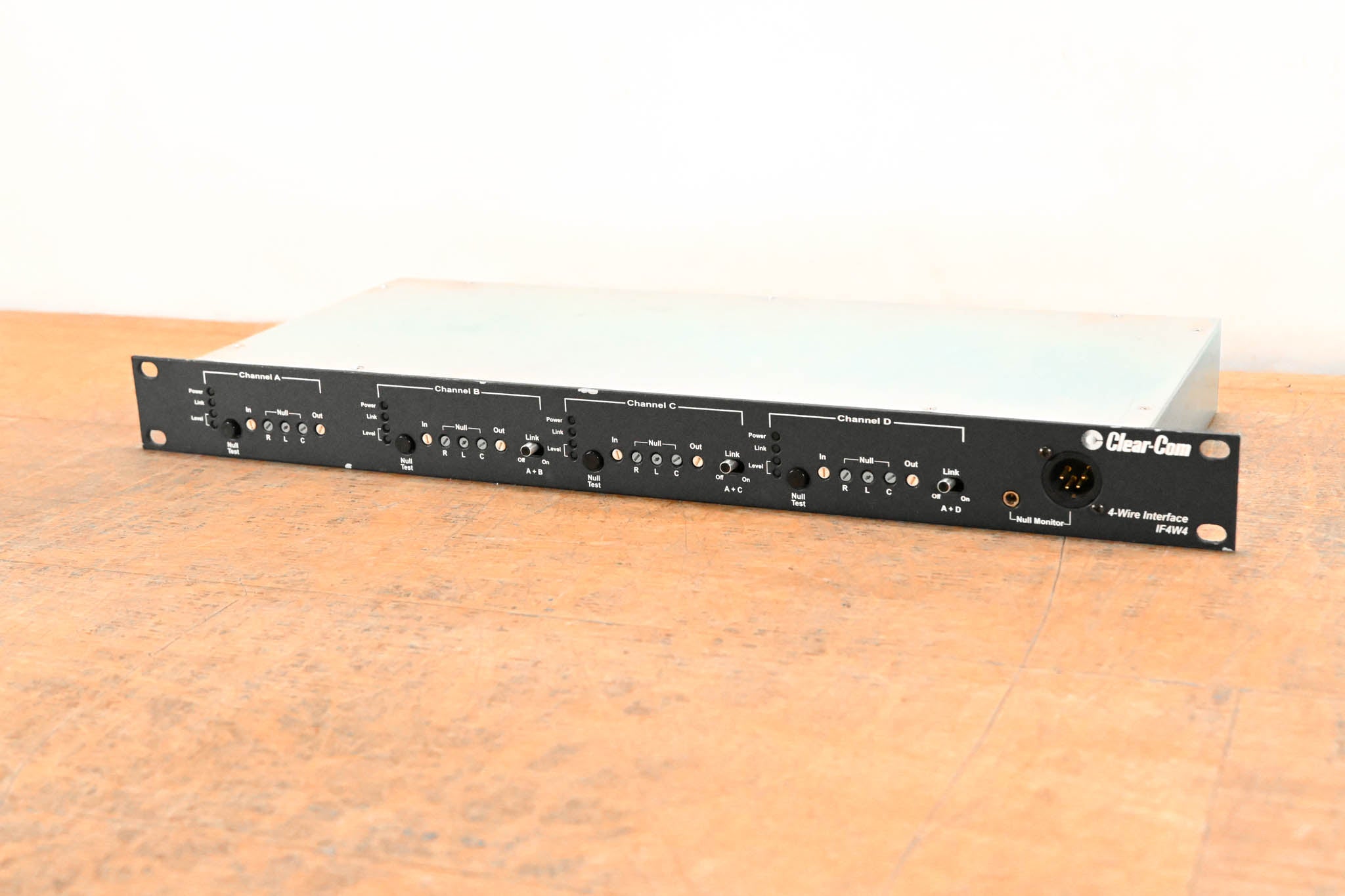 Clear-Com IF4W4 Encore 4-Channel 4-Wire to Partyline Interface