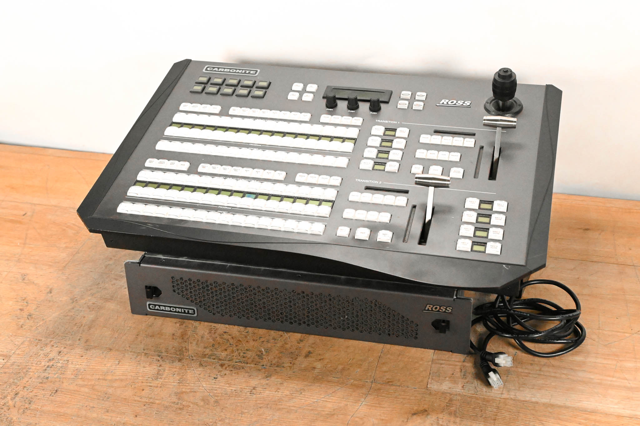 Ross Carbonite MultiMedia Frame 1 M/E Video Switcher w/Carbonite 2 Panel