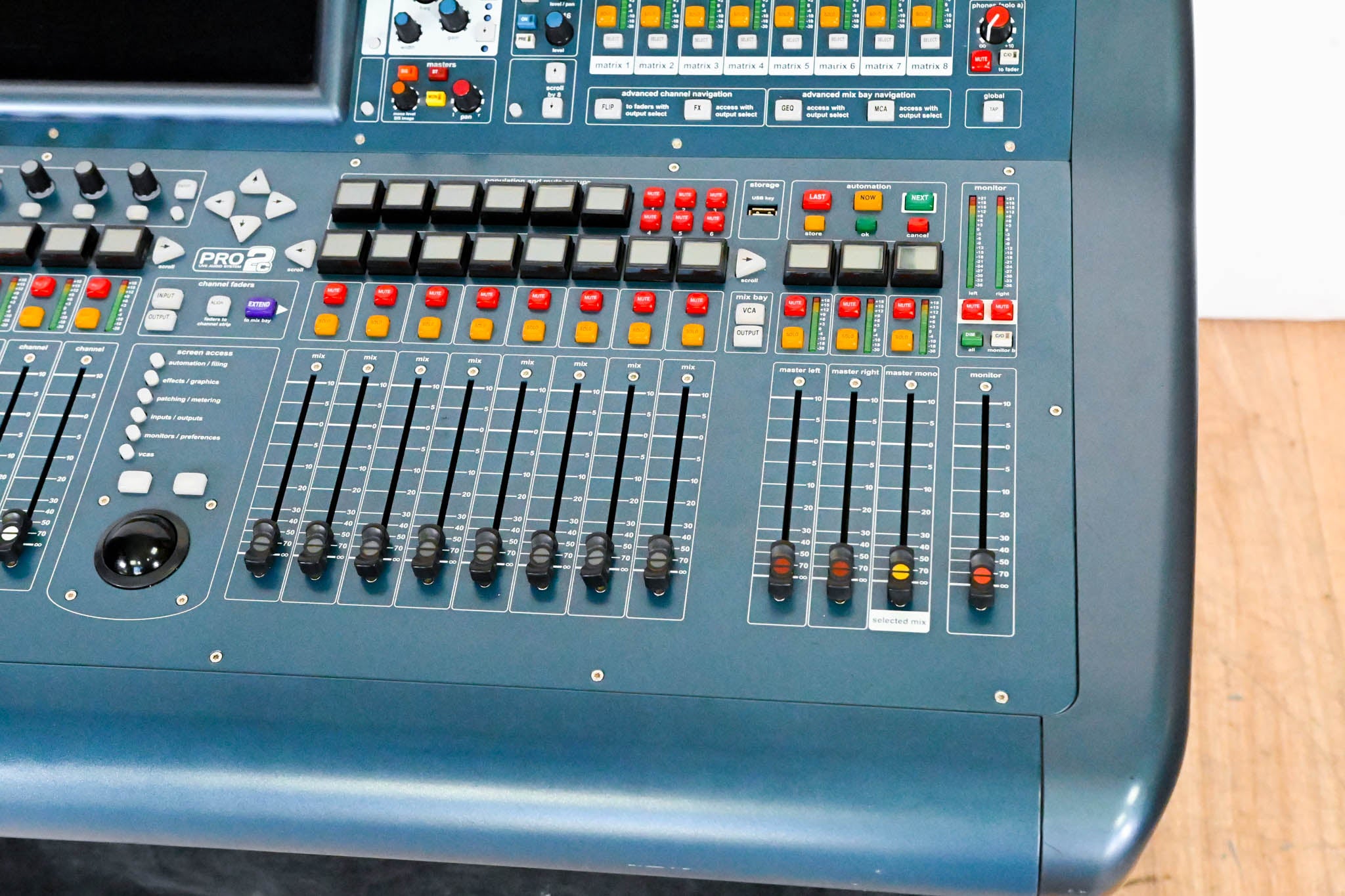Midas PRO2C Live Digital Audio Mixing Console