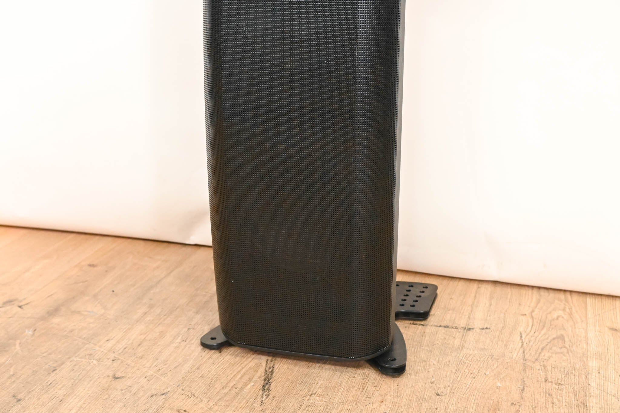 QSC WL2082-i Installation Line Array Loudspeaker