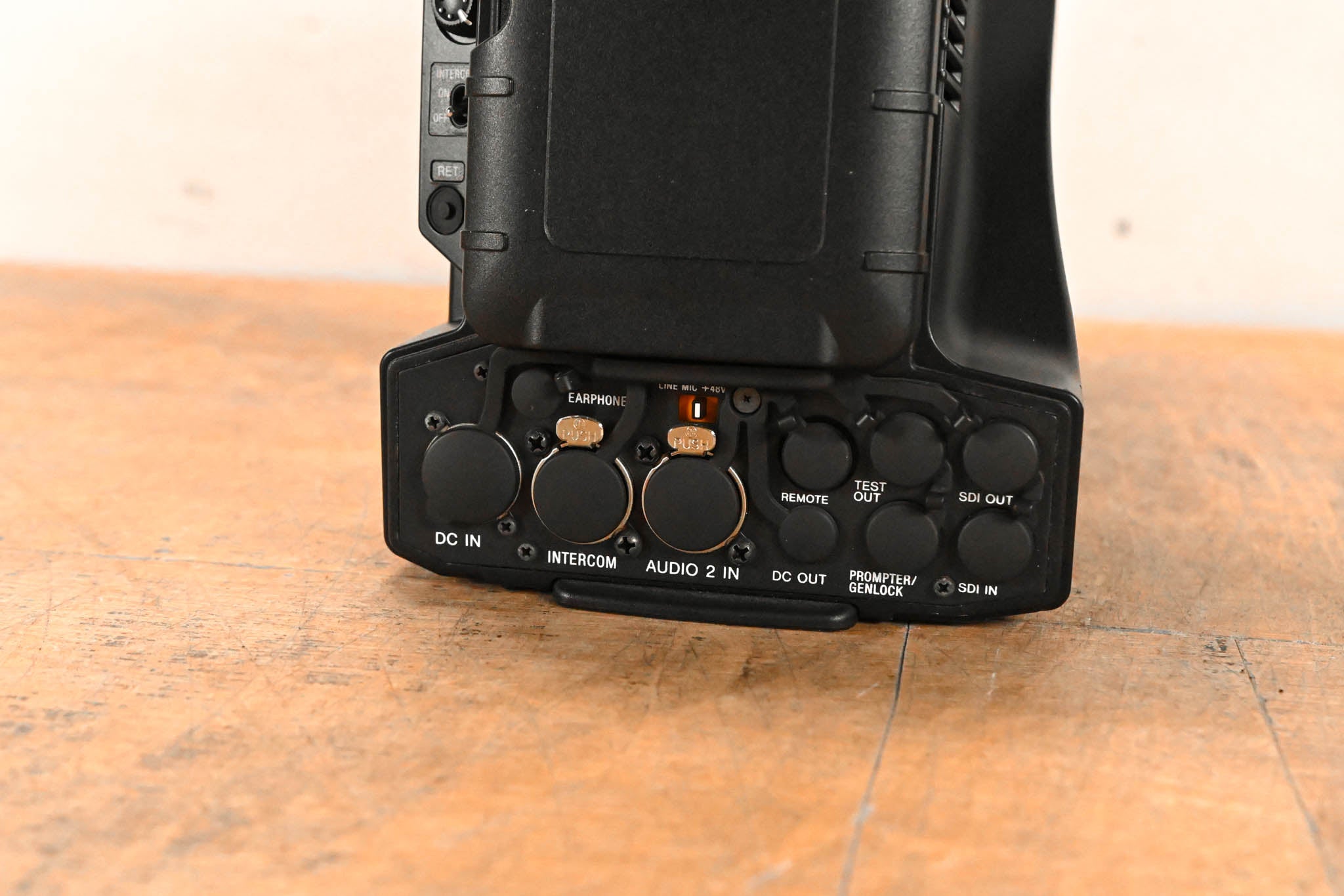 Sony HXC-D70 HD/SD Studio Camera