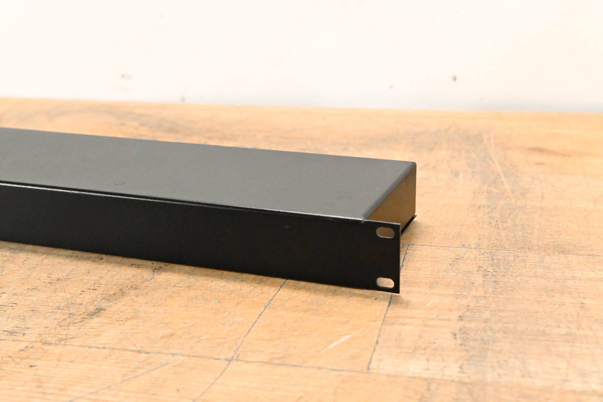 Whirlwind SPC83 8-Channel Mic Splitter w/ 1 Direct & 2 Isolated Outputs