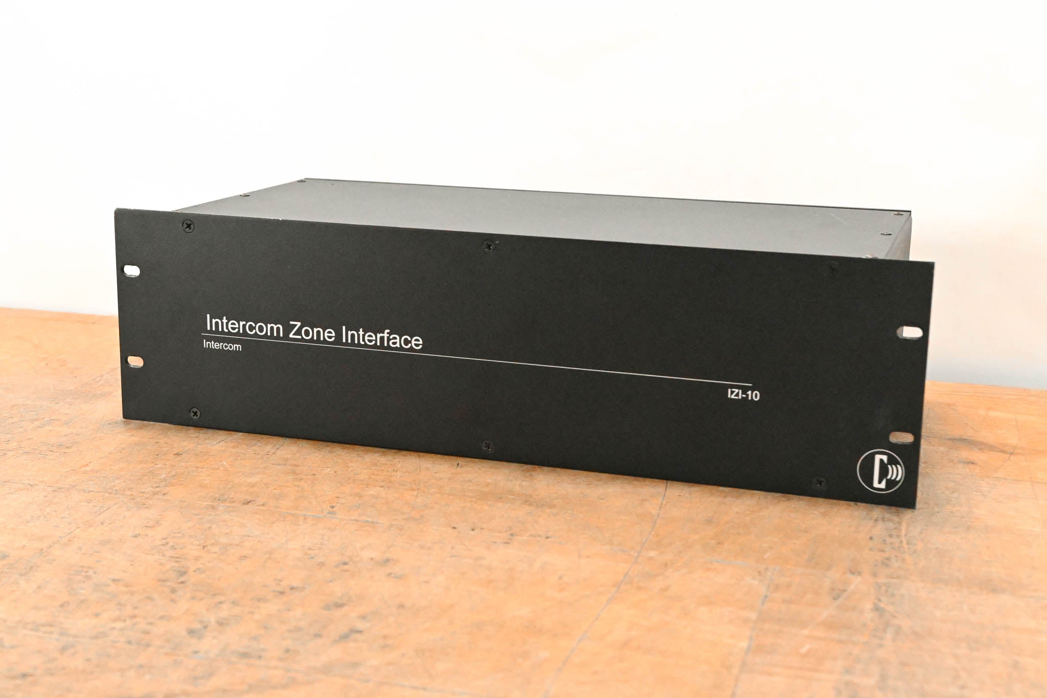 Intercom IZI-10 Intercom Zone Interface