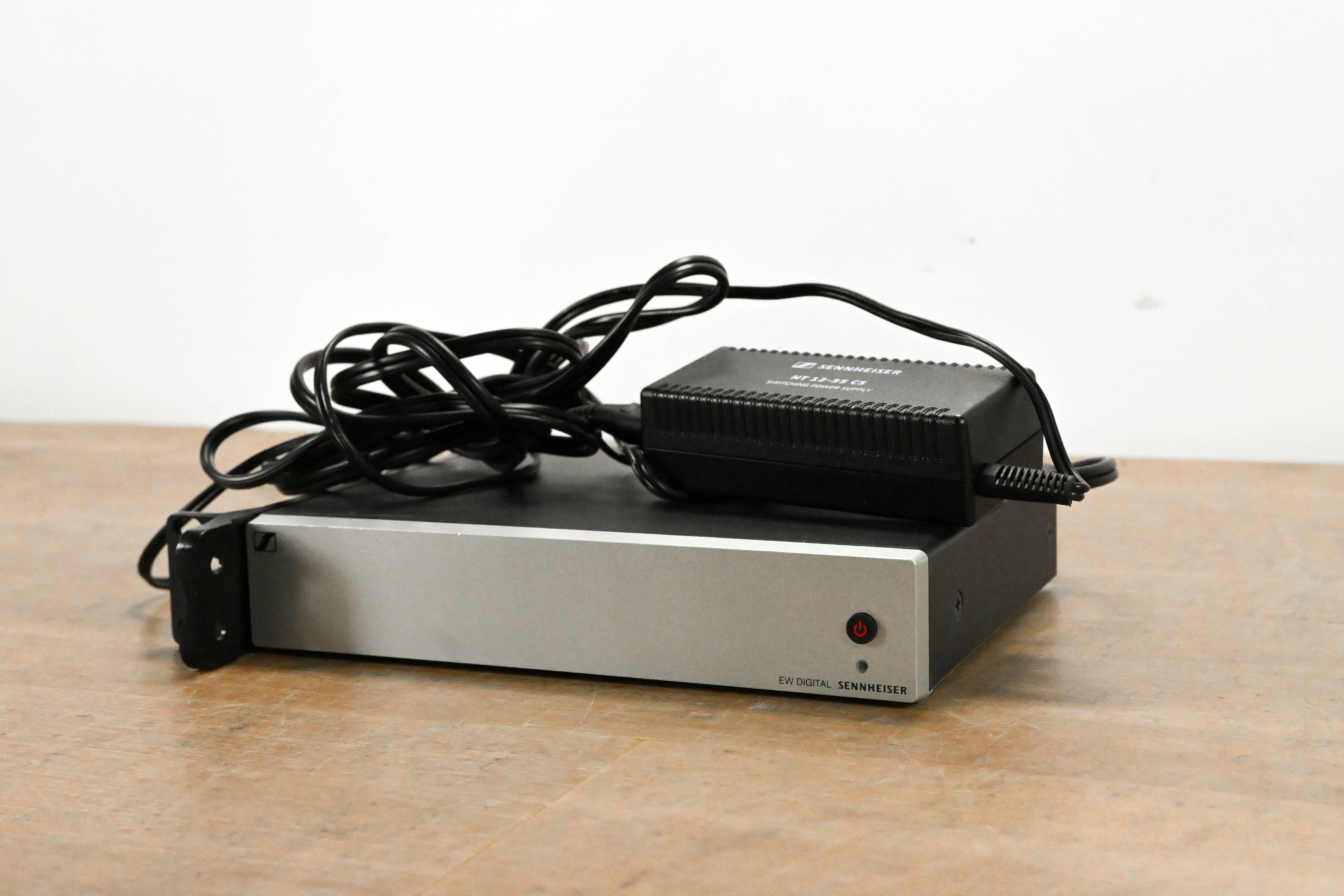 Sennheiser EW-D ASA Active Antenna Splitter 470-694 MHz