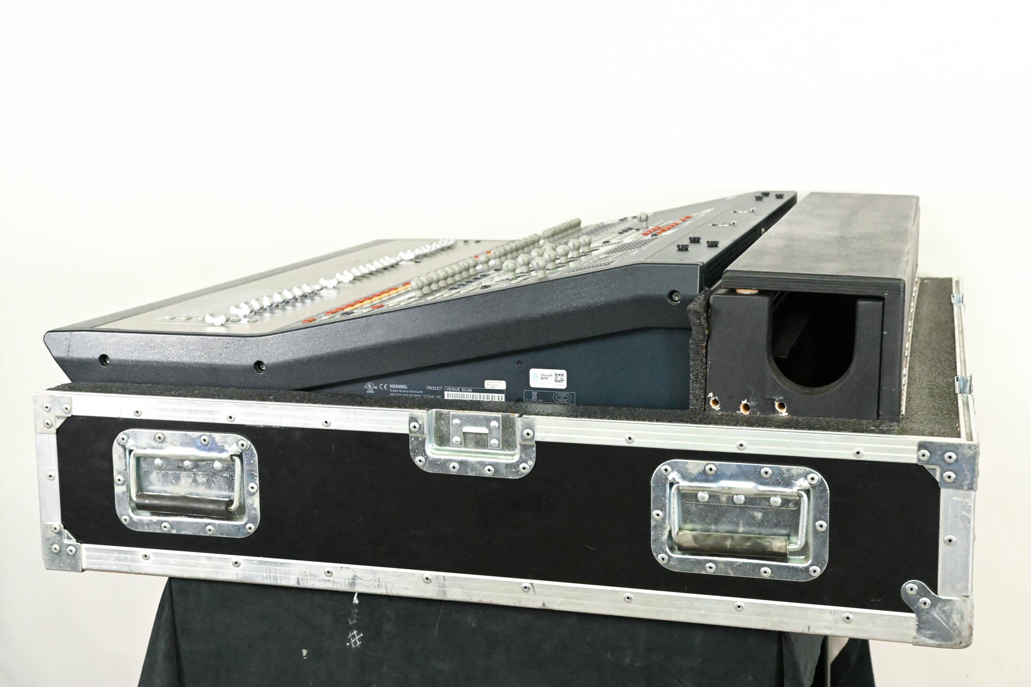 AVID VENUE SC48 Digital Audio Mixing Console with Road Case