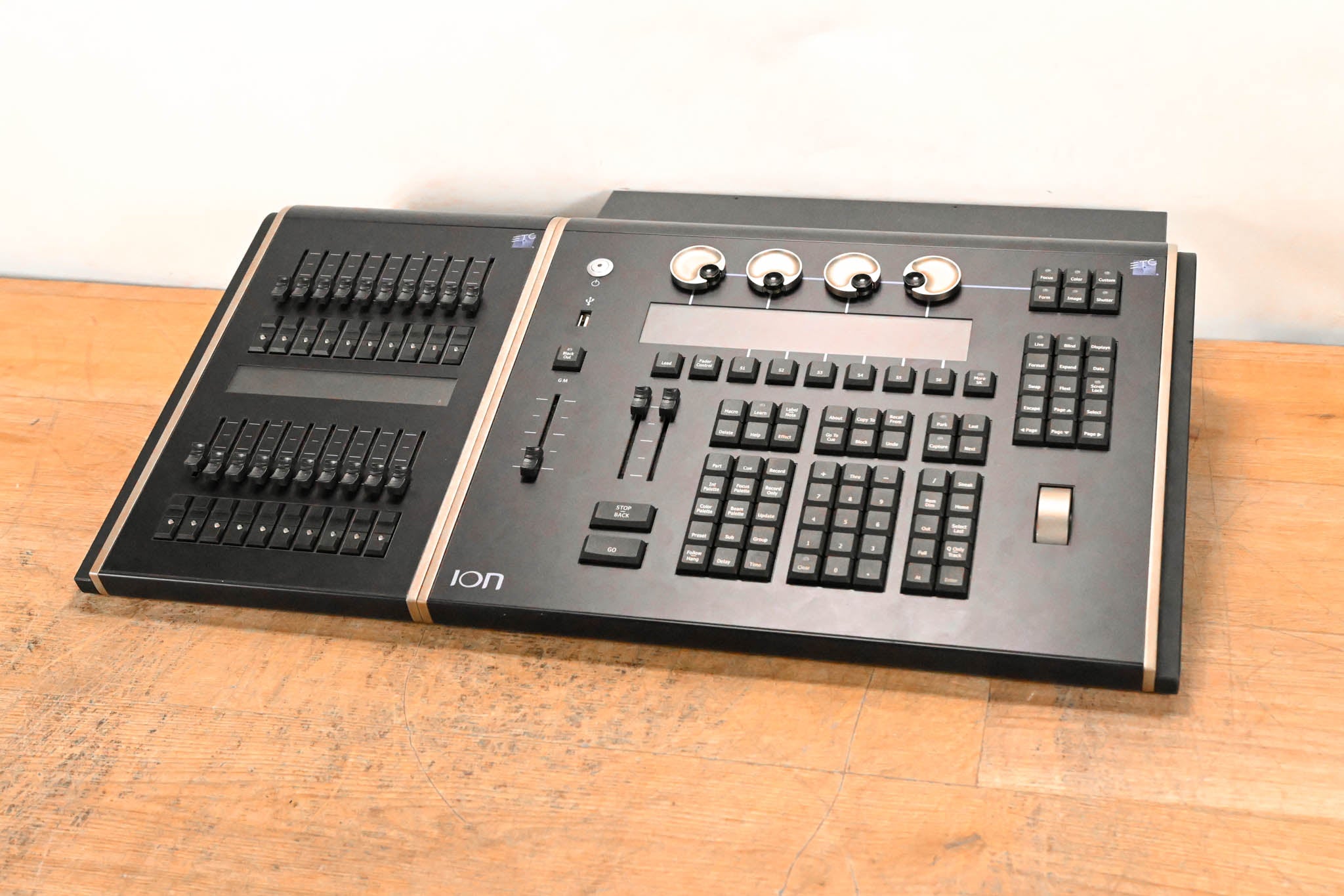 ETC ION 1000 Lighting Console with ETC 2x10 Universal Fader Wing