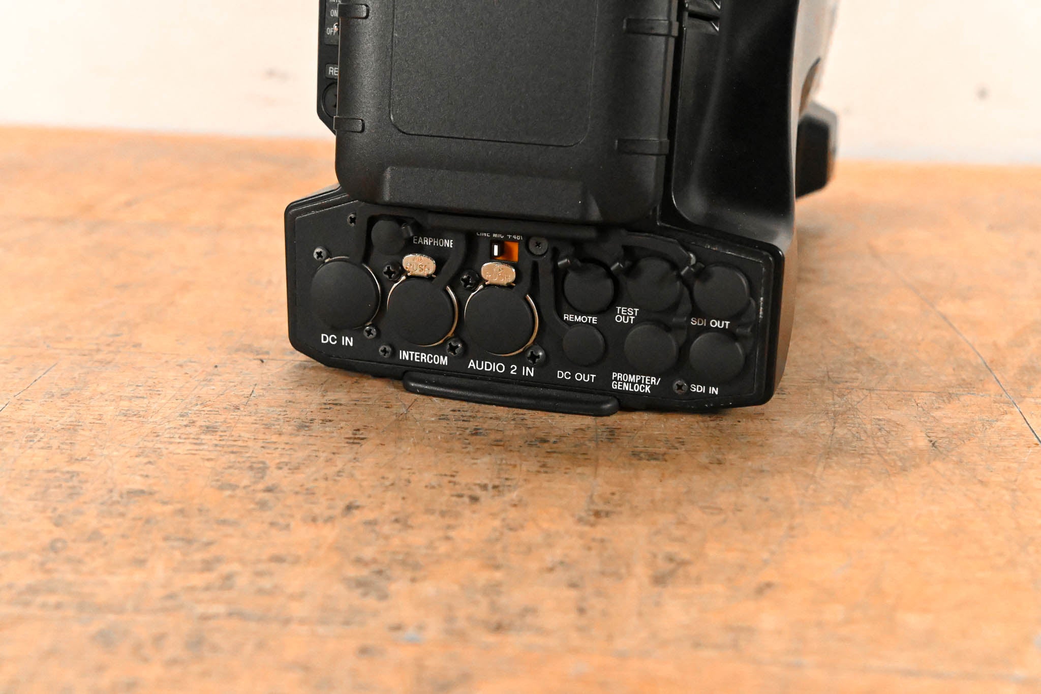 Sony HXC-D70 HD/SD Studio Camera