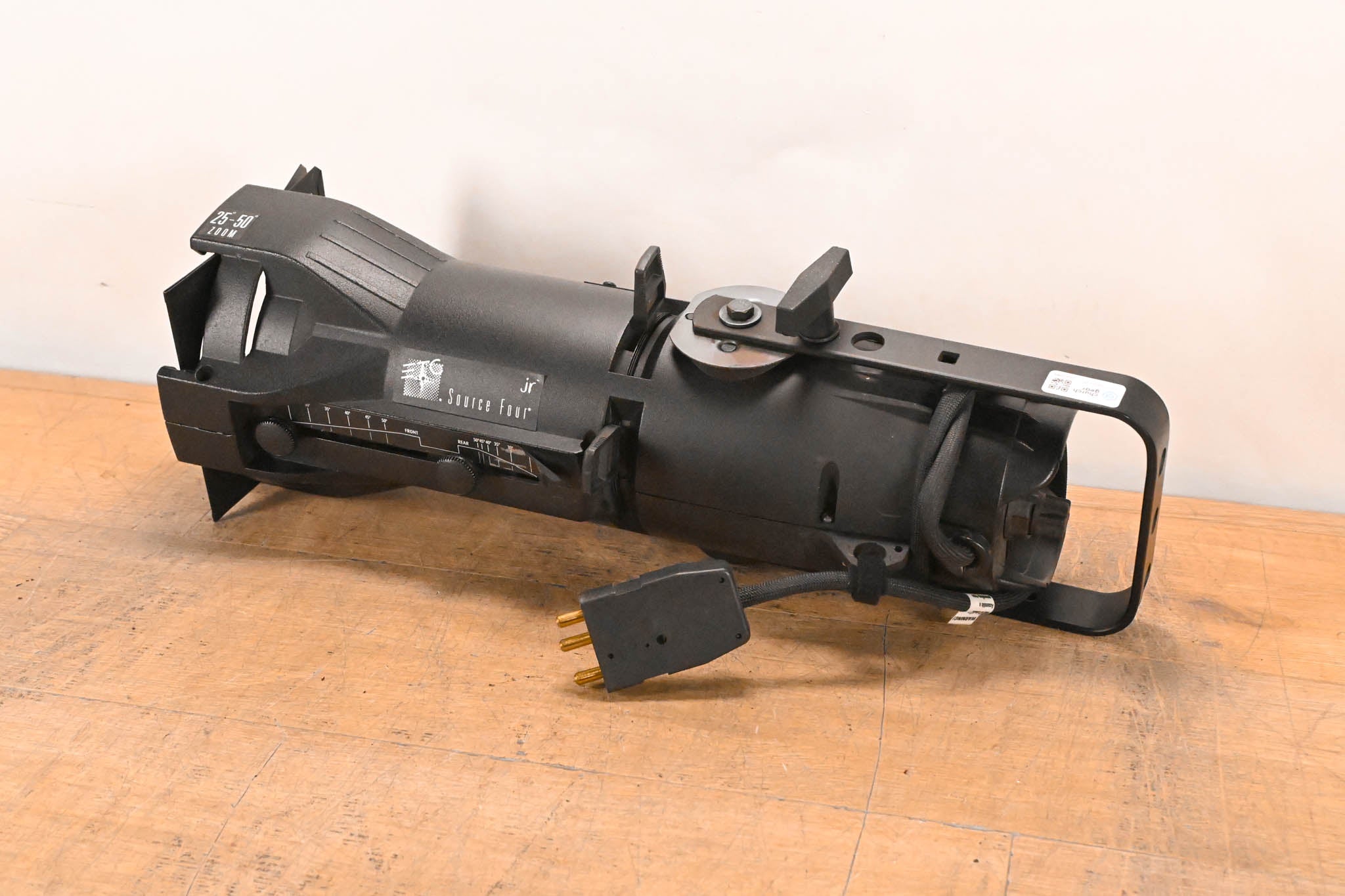 ETC Source Four Jr 25-50 Degree Zoom 575 Ellipsoidal Light