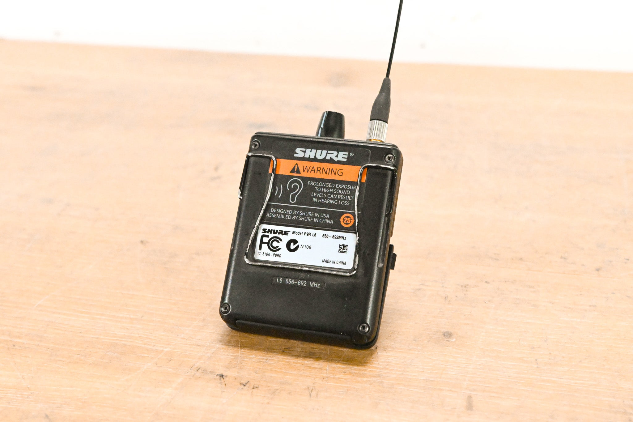 Shure PSM 900 Wireless IEM System L6 Band: 656-692 MHz (NO POWER SUPPLY)
