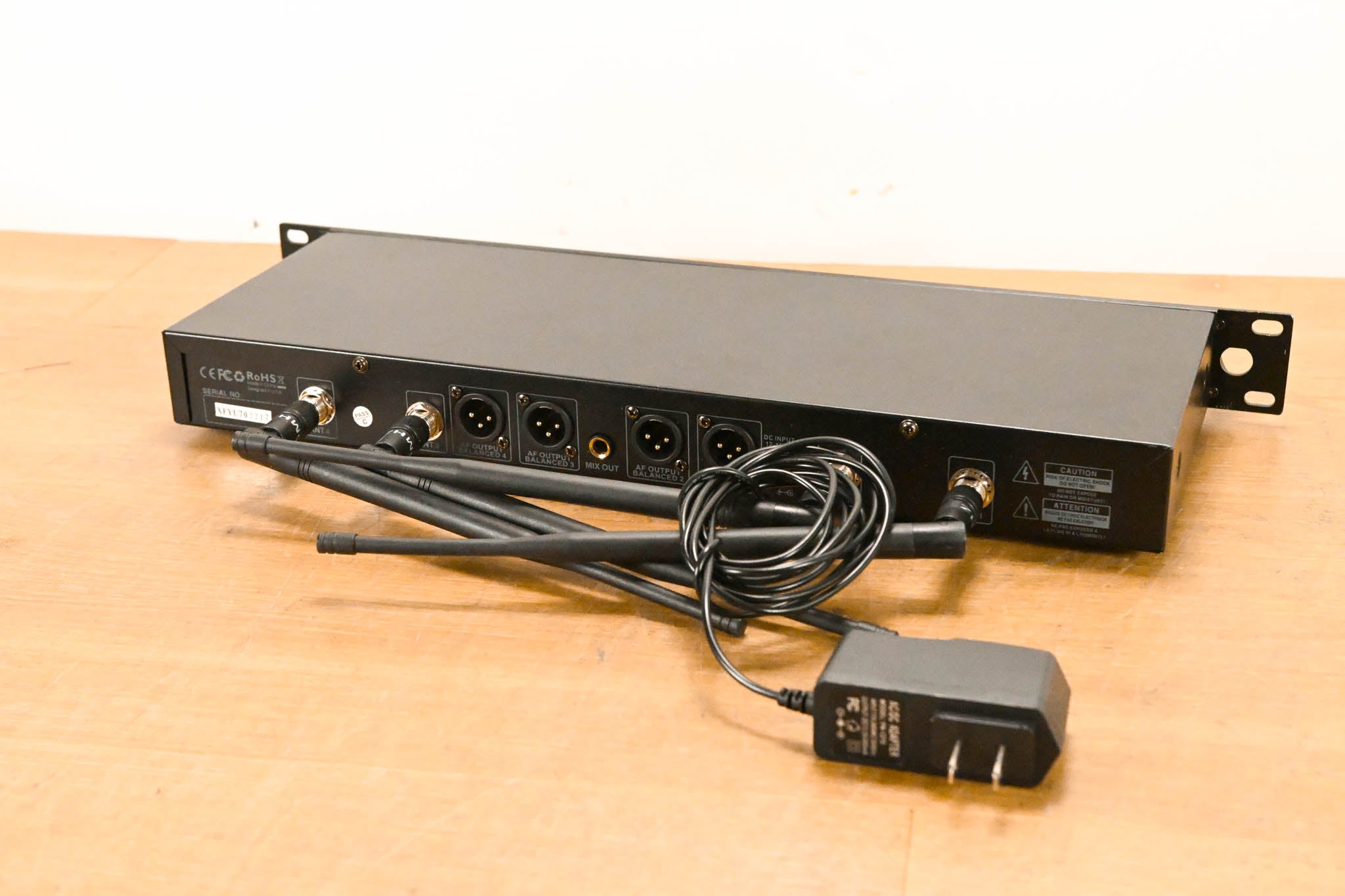 Phenyx Pro PTU-7000 Wireless System w/ 2x PWH7 Mics & 2x PWB7 Bodypacks