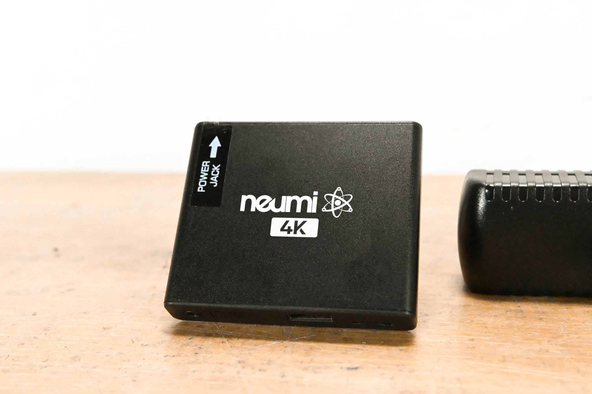 Neumi Atom 4K Ultra-HD Digital Media Player for USB Drives and SD Cards