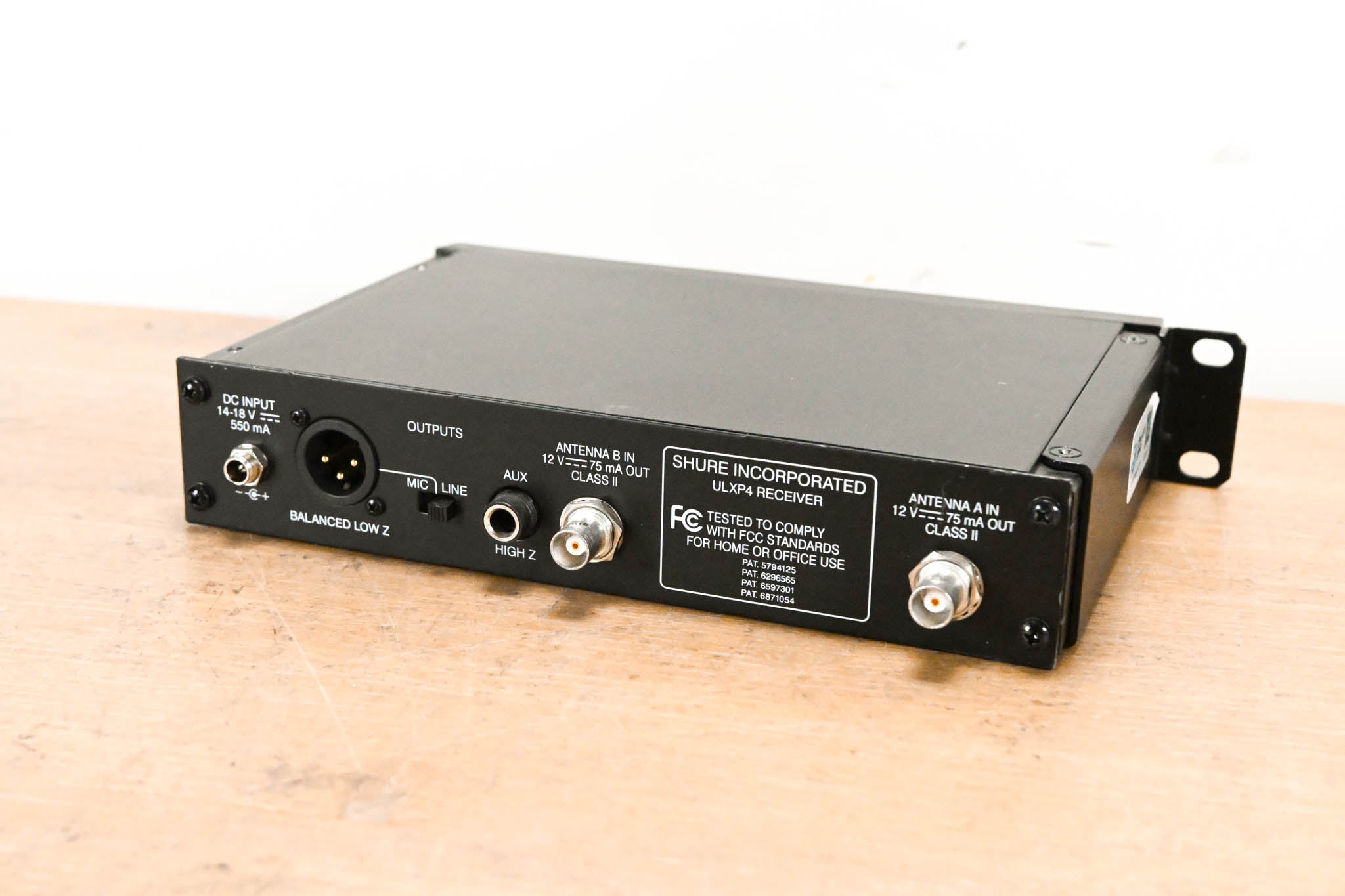 Shure ULXP4 Wireless Receiver - G3 Band: 470-506 MHz (NO POWER SUPPLY)