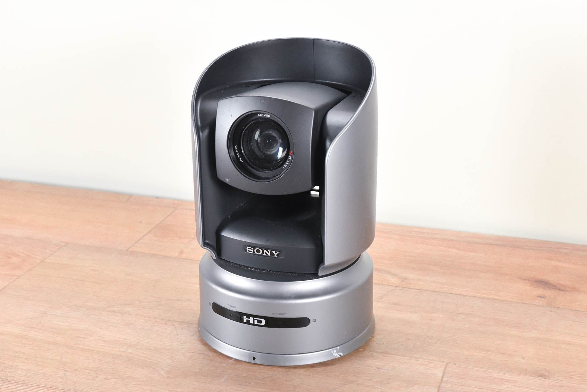 Sony BRC-H700 1/3-Inch 3-CCD HDTV Communications Camera NO POWER SUPPLY