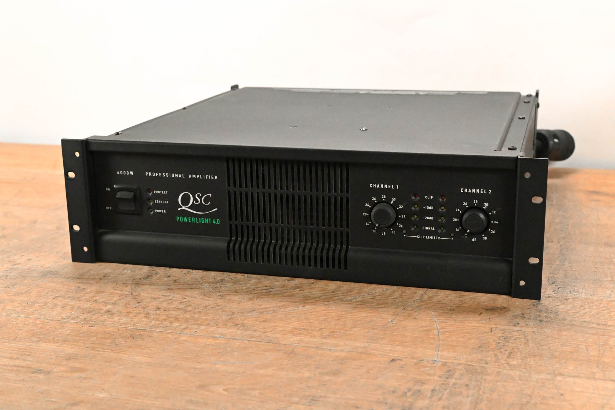 QSC PowerLight 4.0 2-Channel Power Amplifier