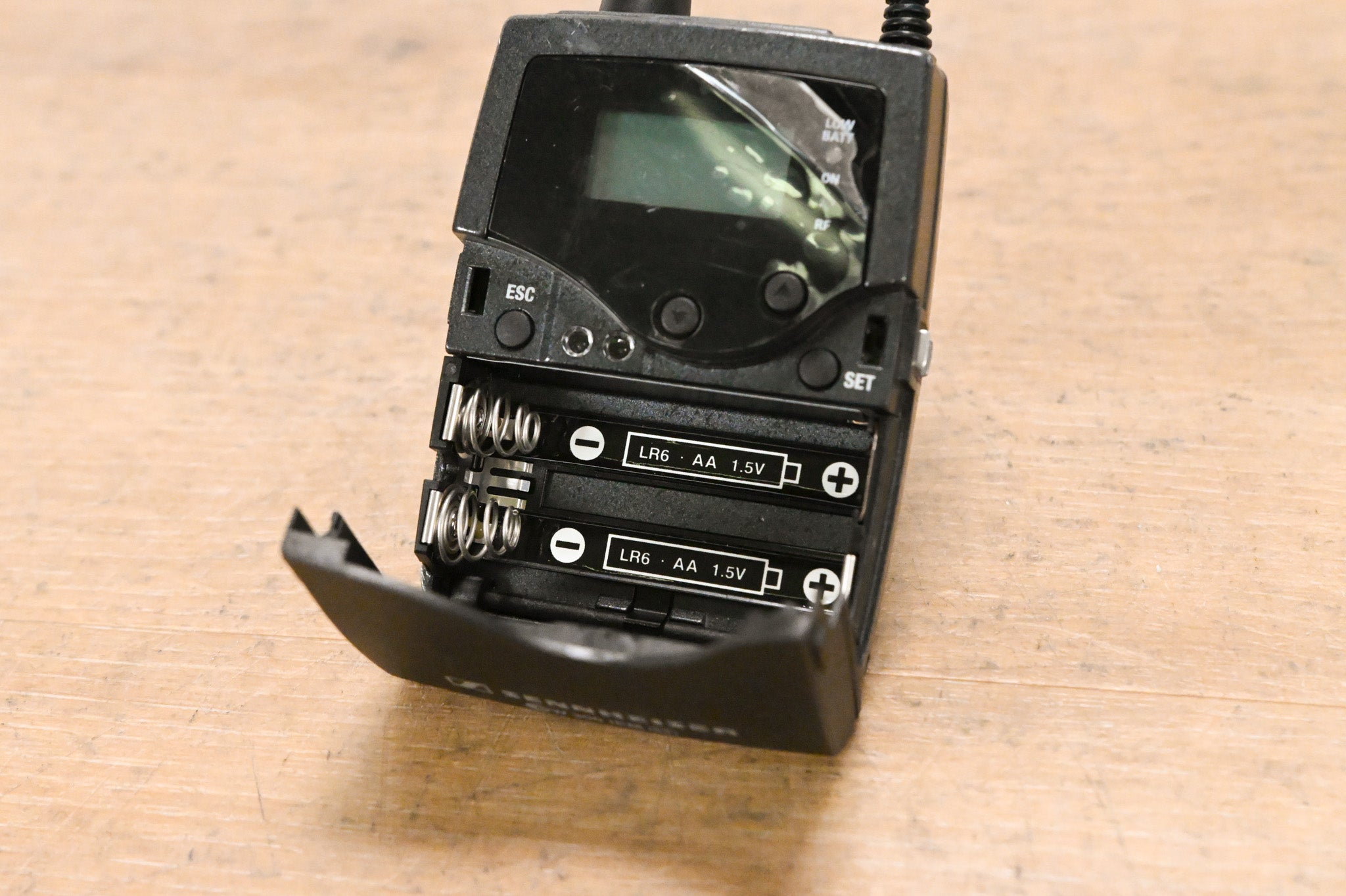 Sennheiser ew 300 IEM G3 Wireless In-Ear Monitoring System - 516-558 MHz