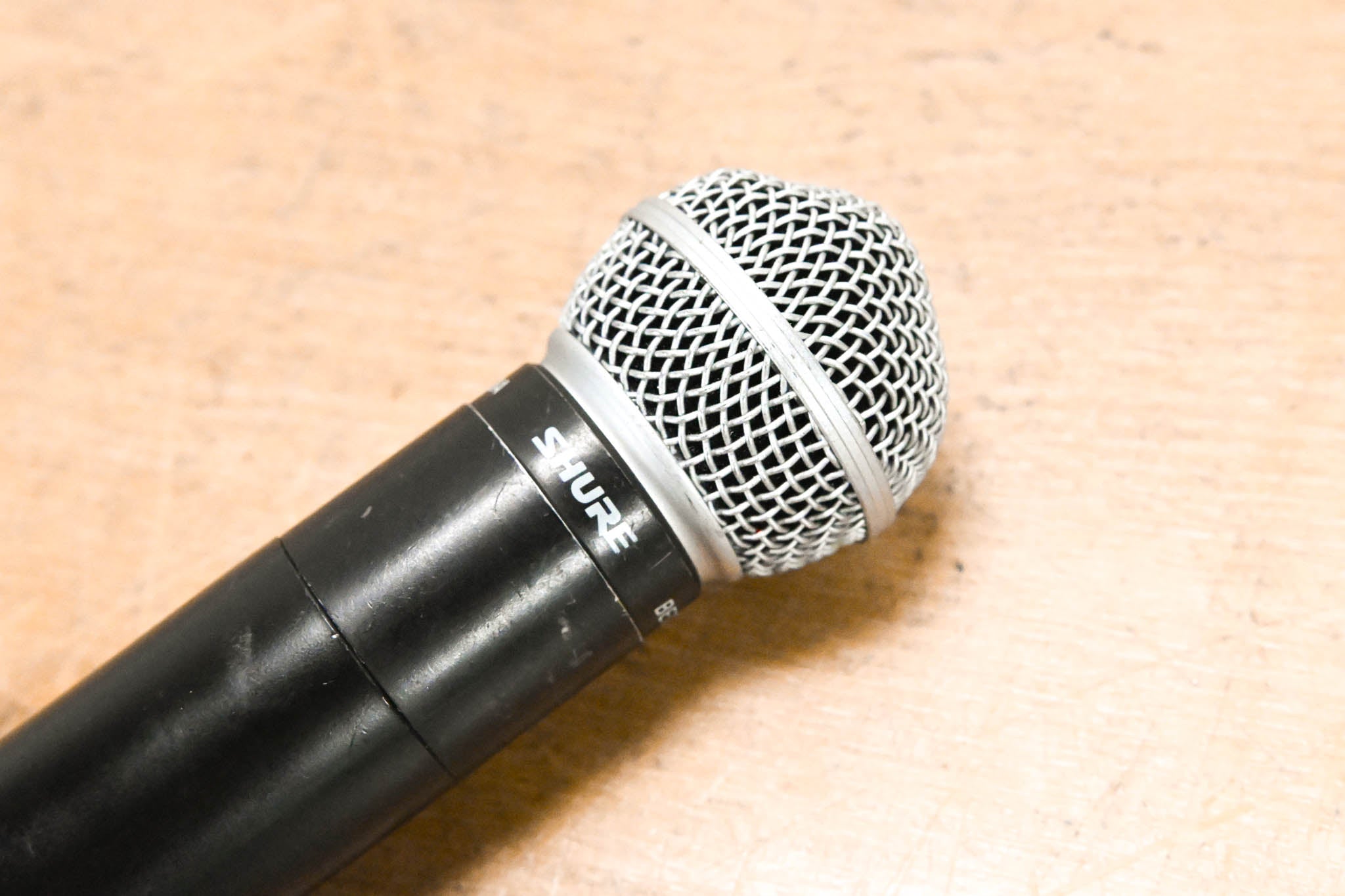 Shure SLX24/BETA58A Handheld Wireless System - H5 Band (NO POWER SUPPLY)