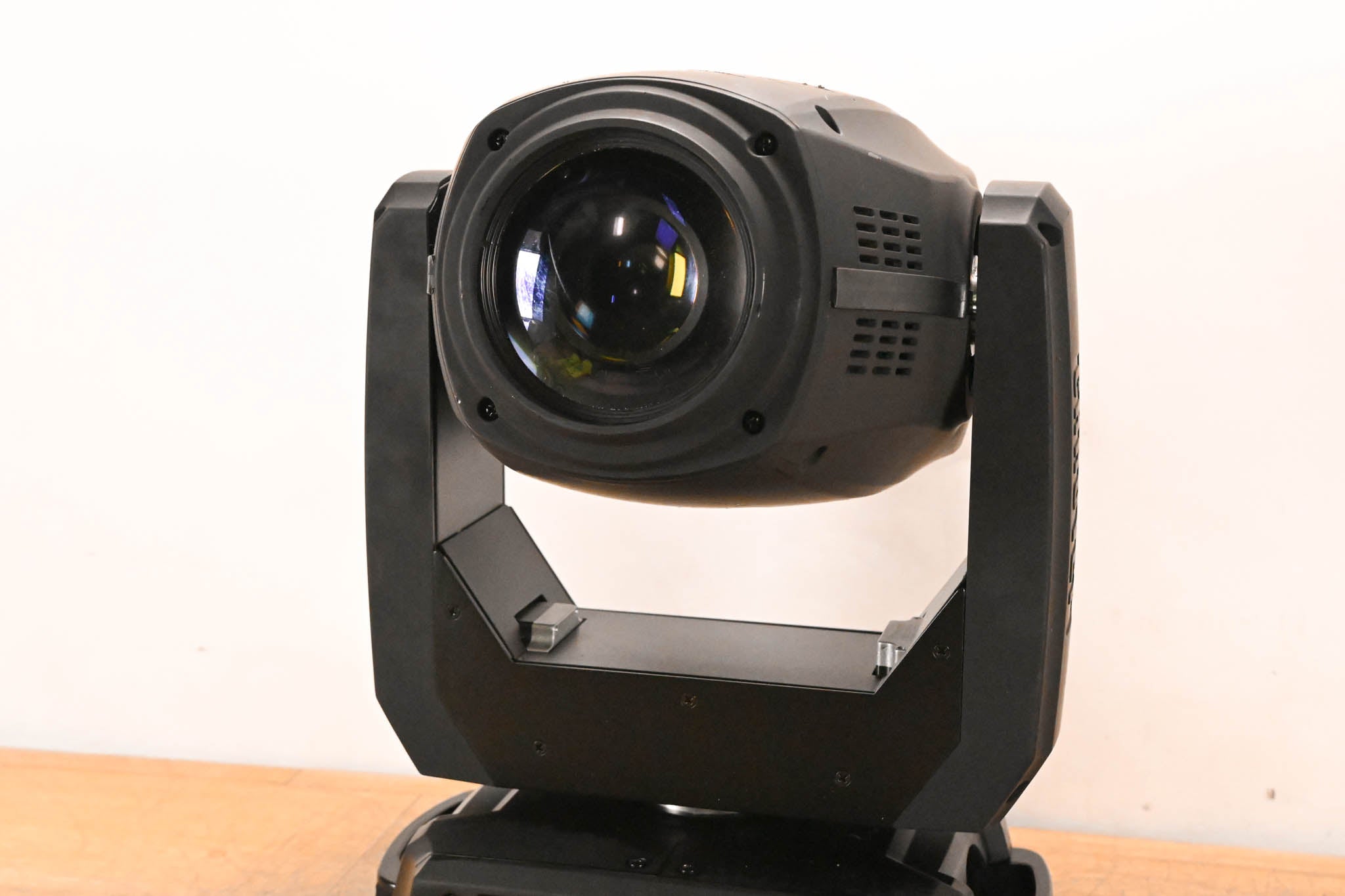 Chauvet Intimidator Hybrid 140SR Moving Head Lighting Fixture