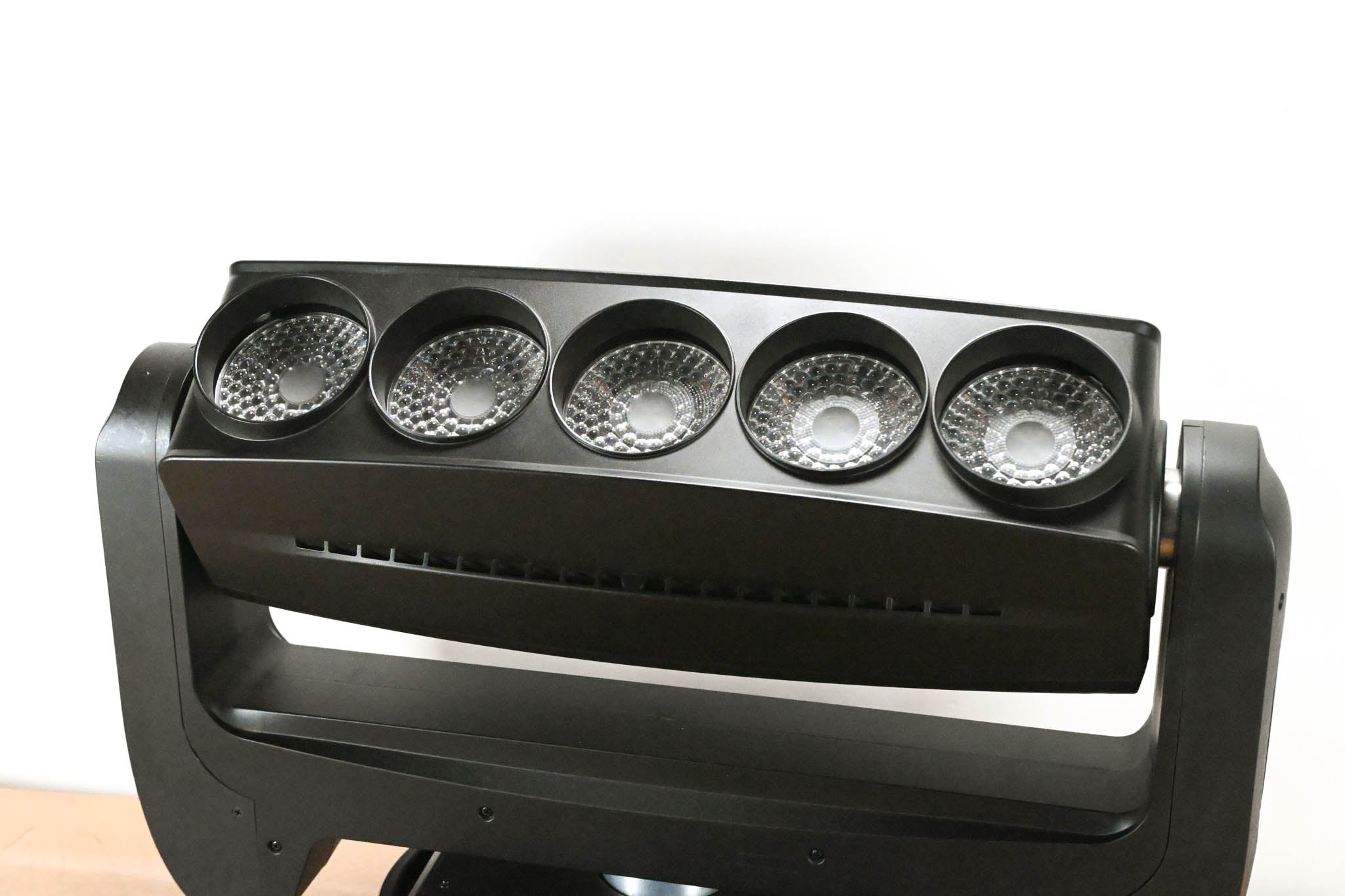 Elation ZCL 360 Bar 300W RGBW LED Moving Bar Effect Fixture