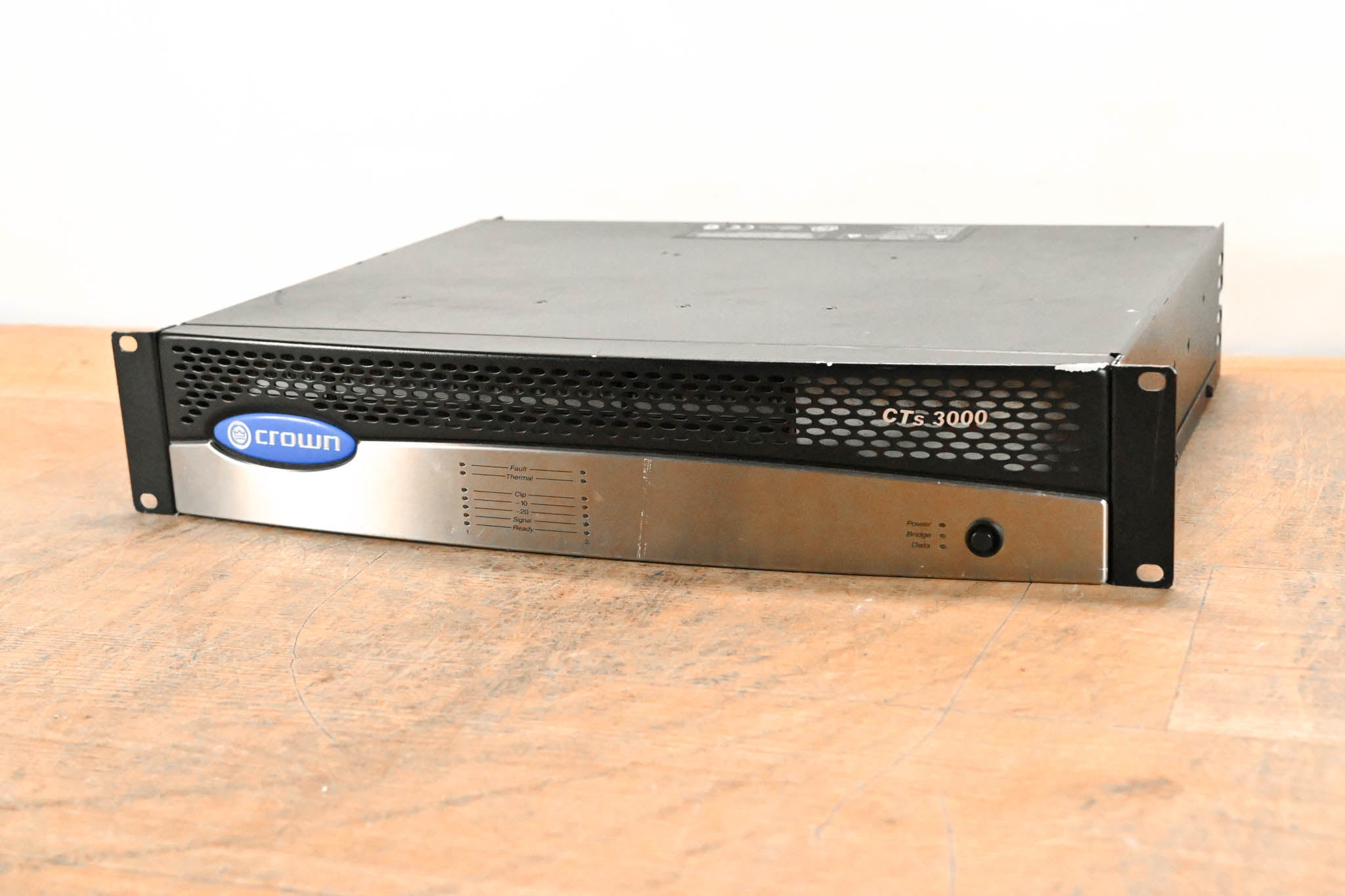 Crown CTs 3000 Two-Channel 1500W Power Amplifier