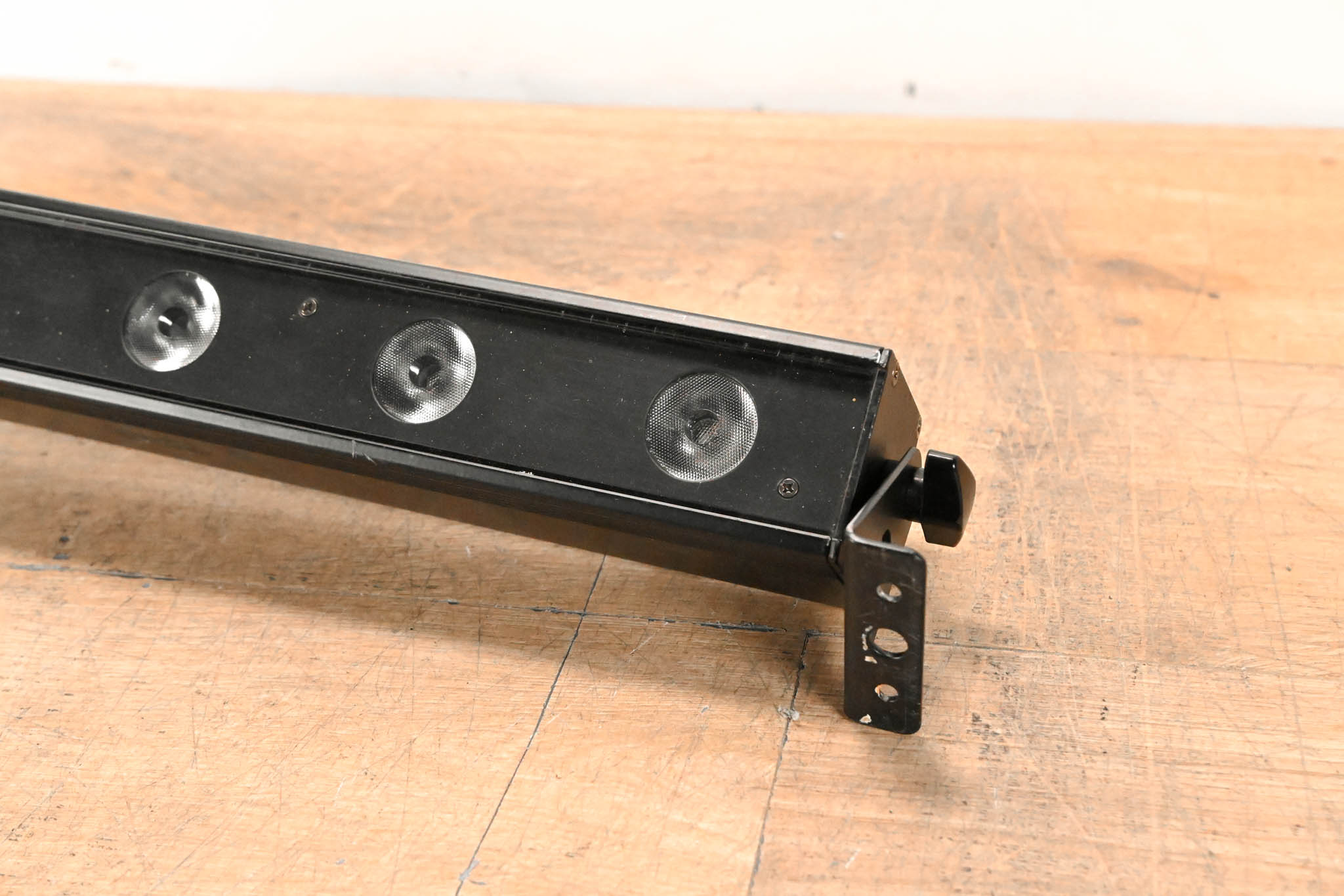 ADJ Ultra Bar 6 LED Linear Fixture