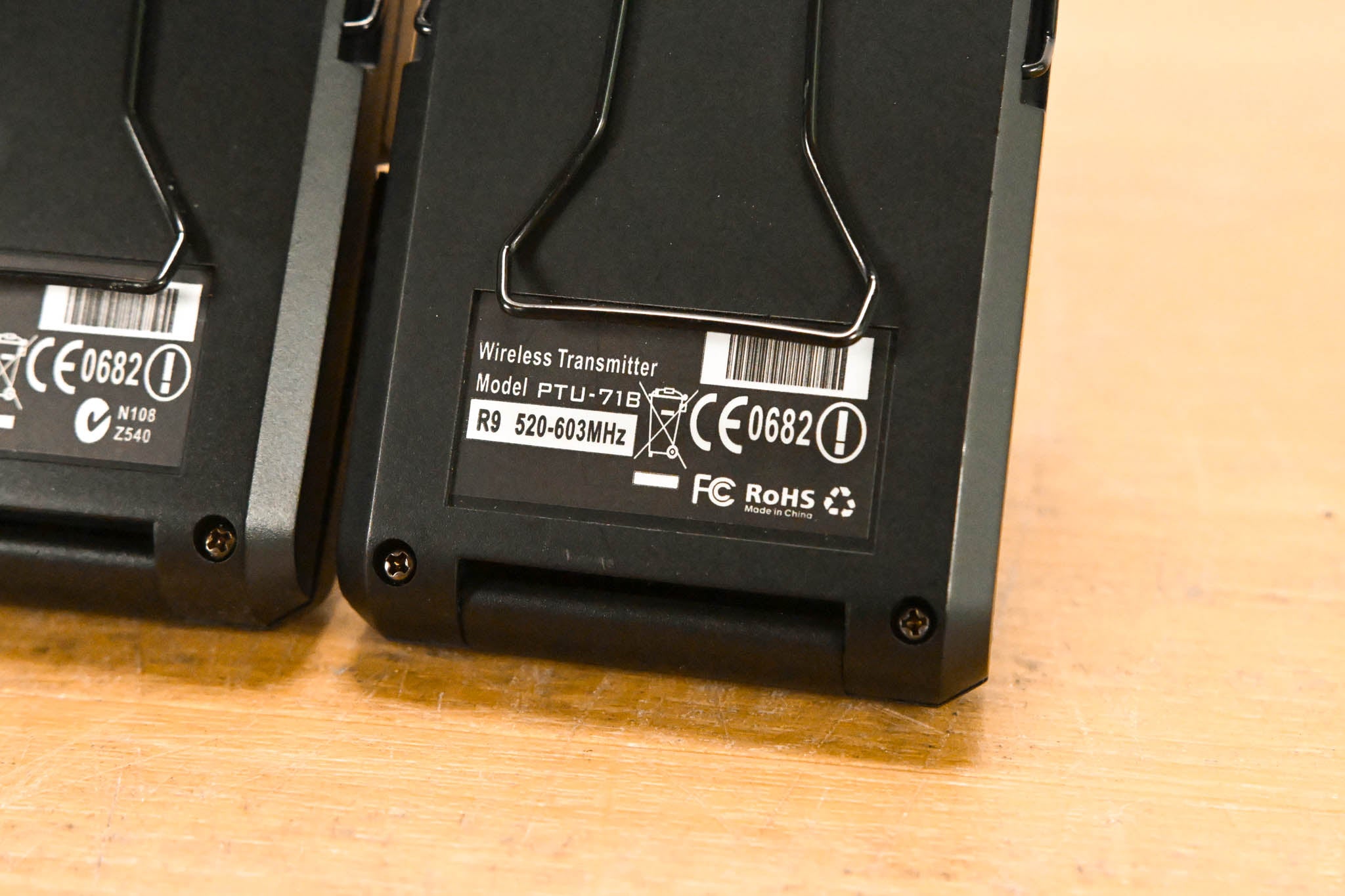 Phenyx Pro PTU-7000 Wireless System w/ 2x PWH7 Mics & 2x PWB7 Bodypacks