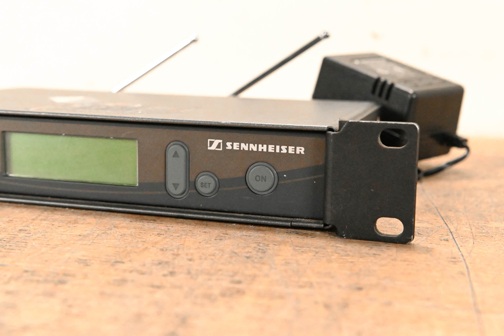 Sennheiser EM 300 G2 Wireless Receiver - A Range: 518-554 MHz