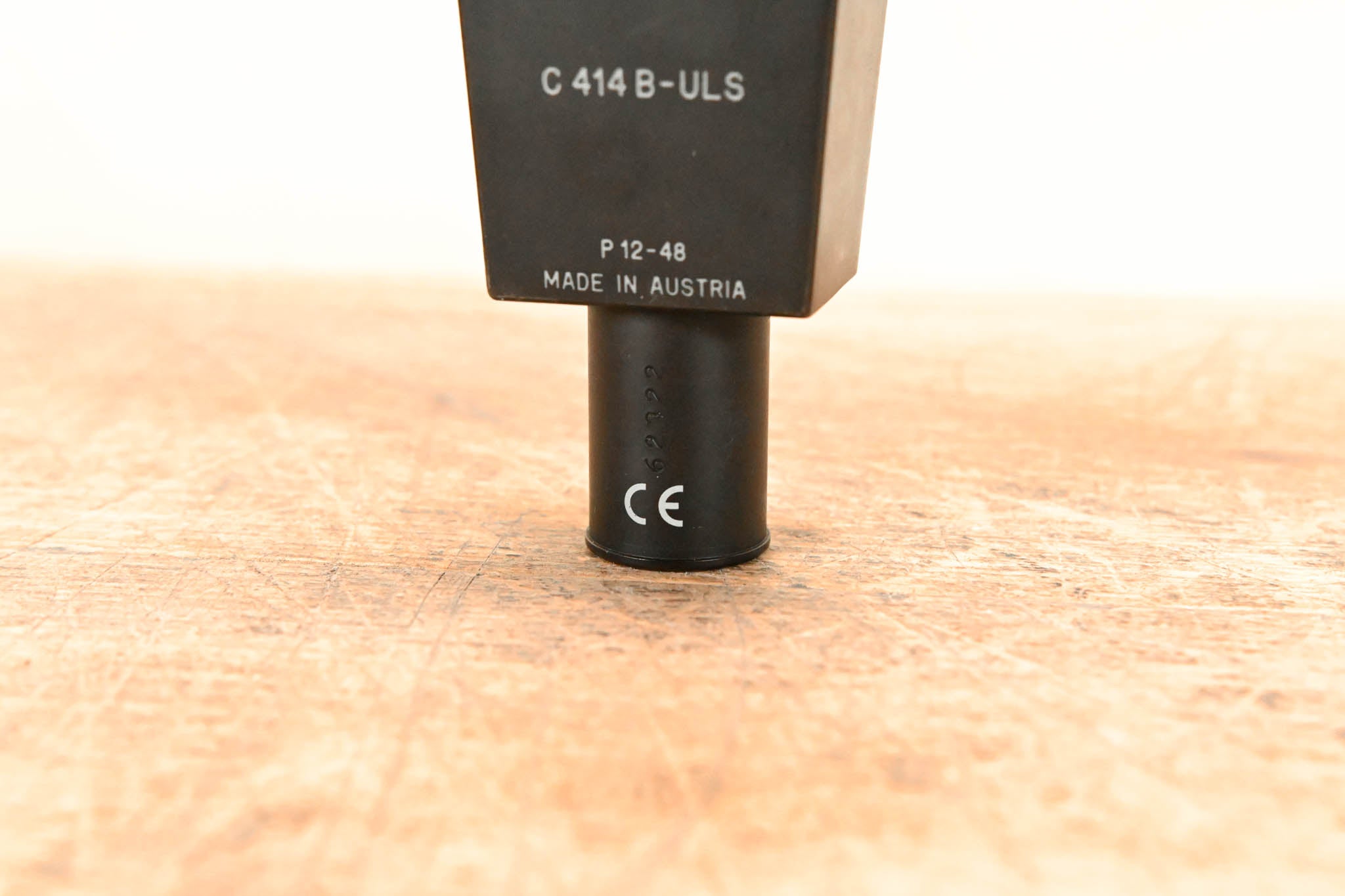 AKG C414 B ULS Large Diaphragm Multipattern Condenser Microphone