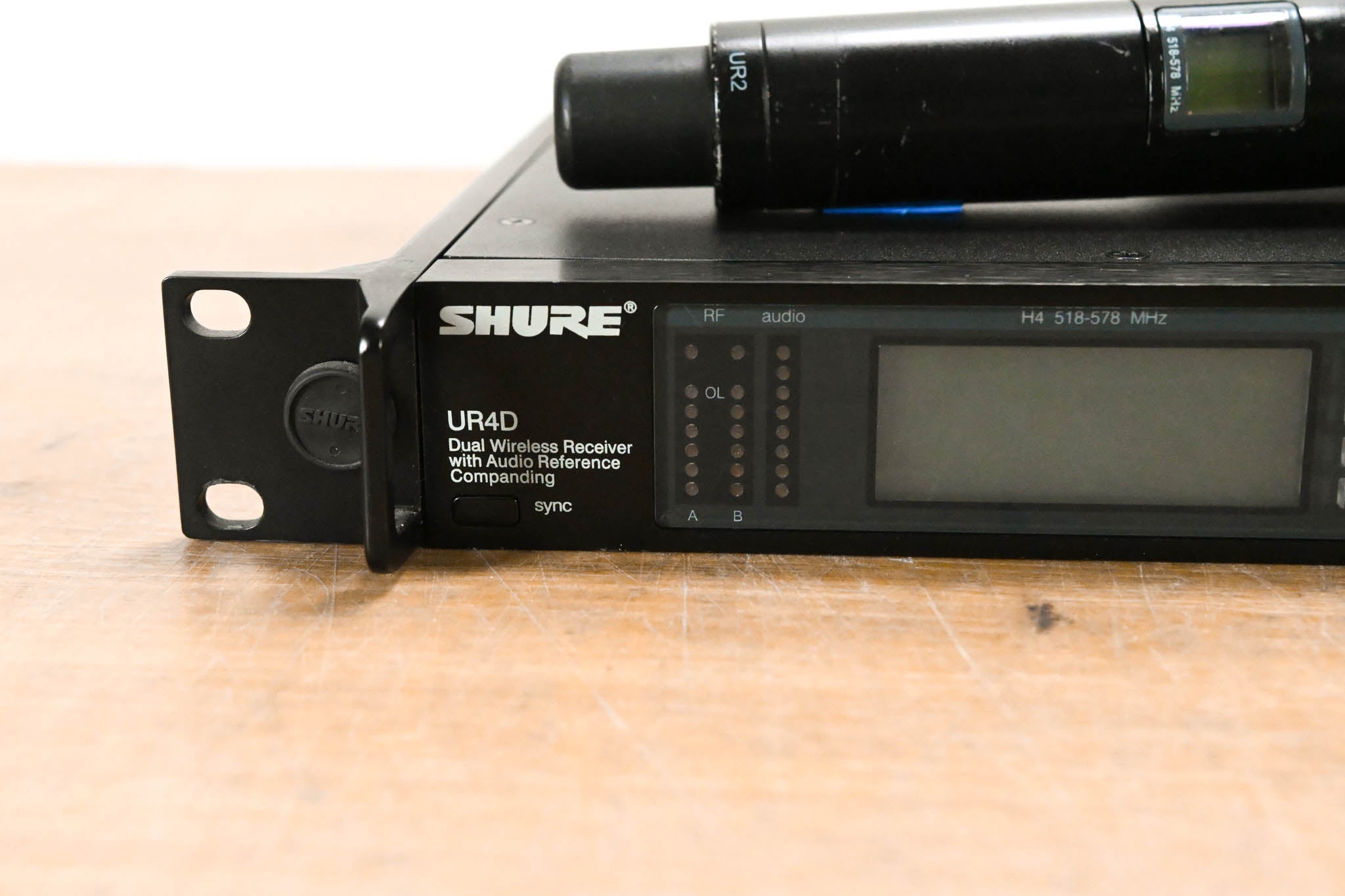 Shure UR4D Wireless Receiver w/ two UR2/SM87A Handheld Transmitters - H4