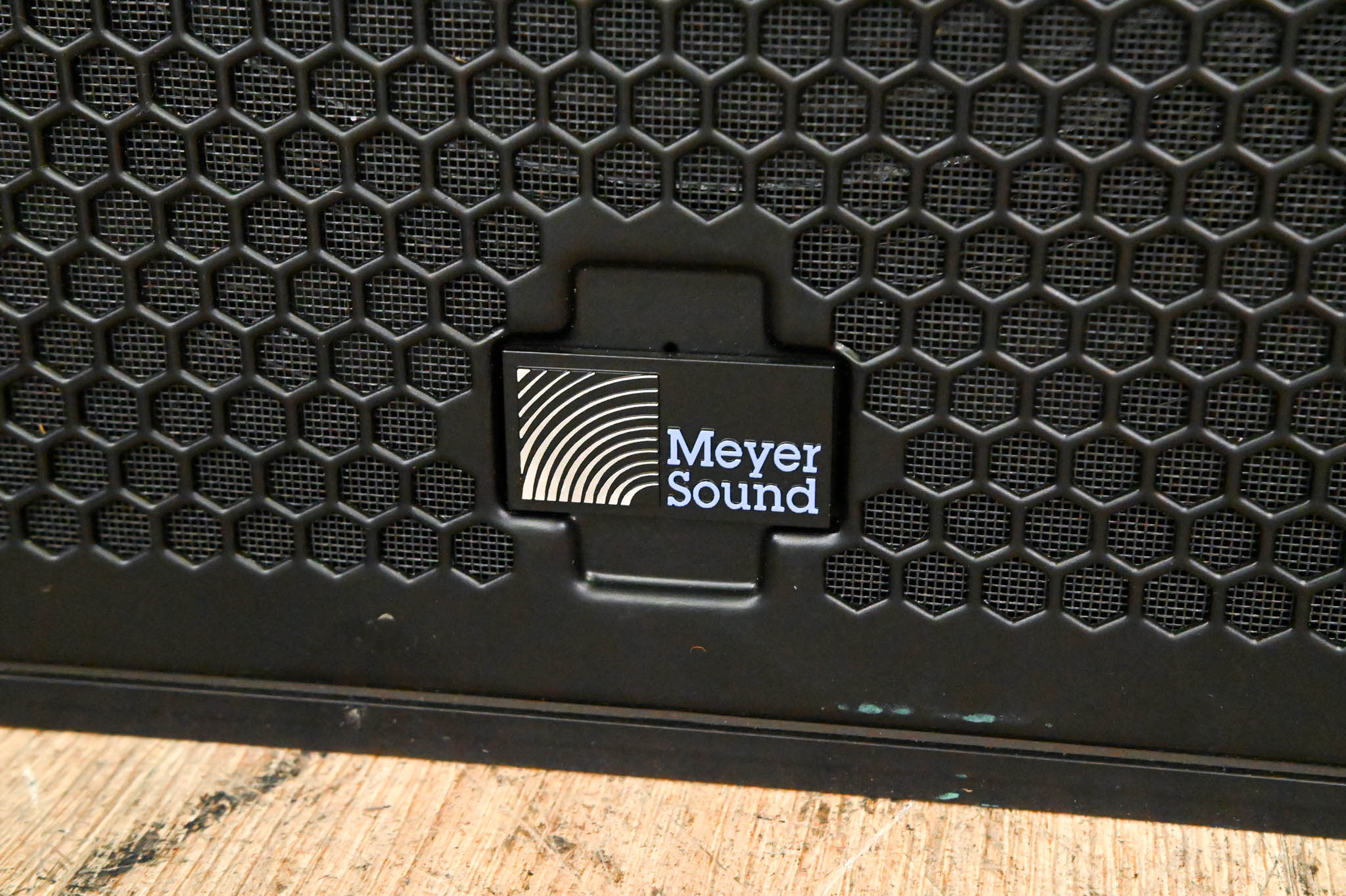 Meyer Sound UPQ-2P Active Narrow Coverage Loudspeaker (PAIR)