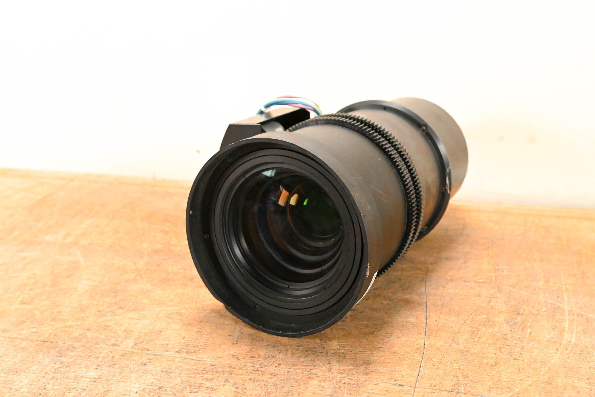 Digital Projection 105-611A SXGA+ 2-2.8:1 1080p 1.87-2.56.1 Zoom Lens