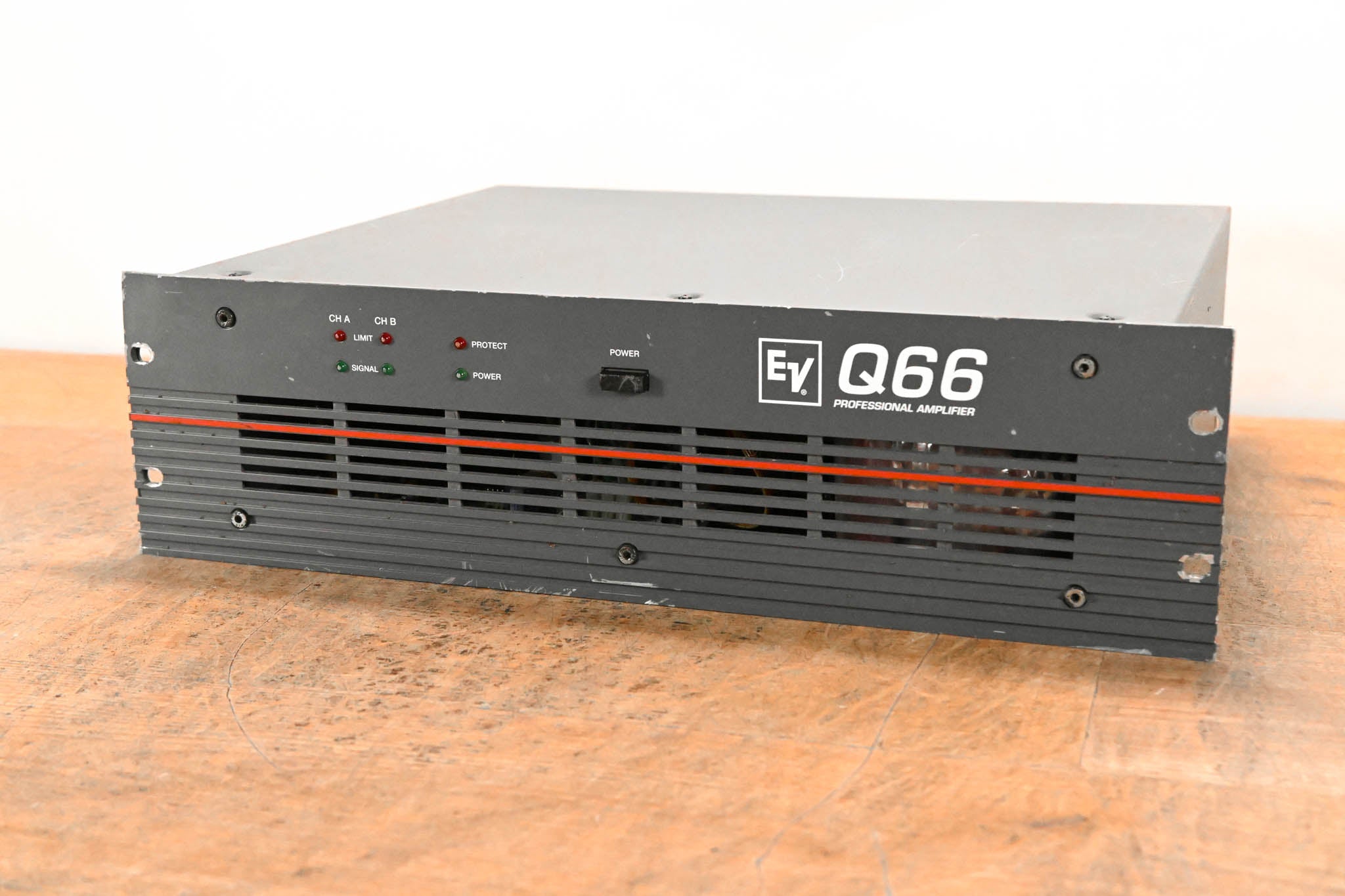 Electro-Voice (EV) Q66 2-Channel Power Amplifier