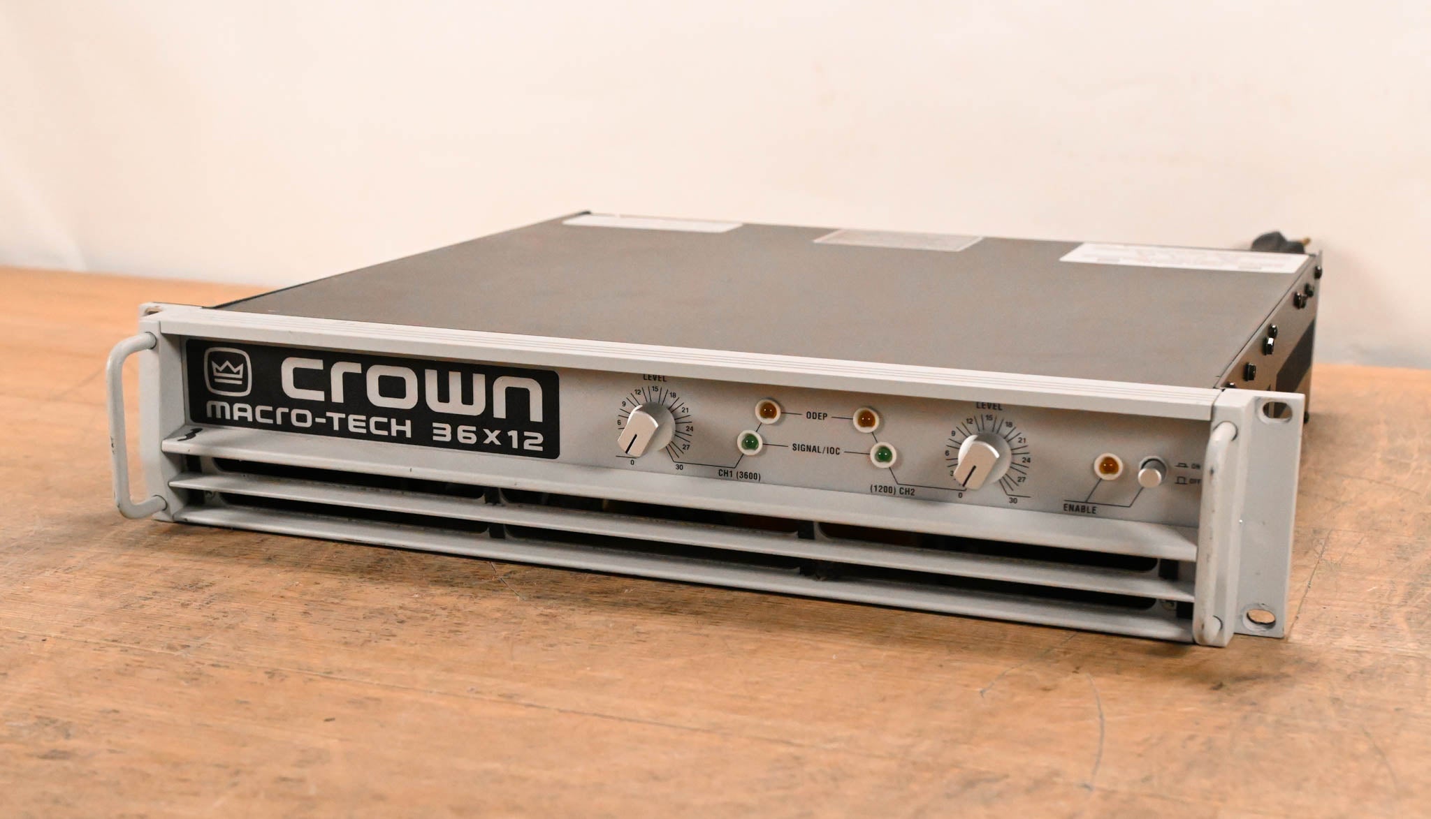 Crown Macro-Tech 36x12 2-Channel Power Amplifier